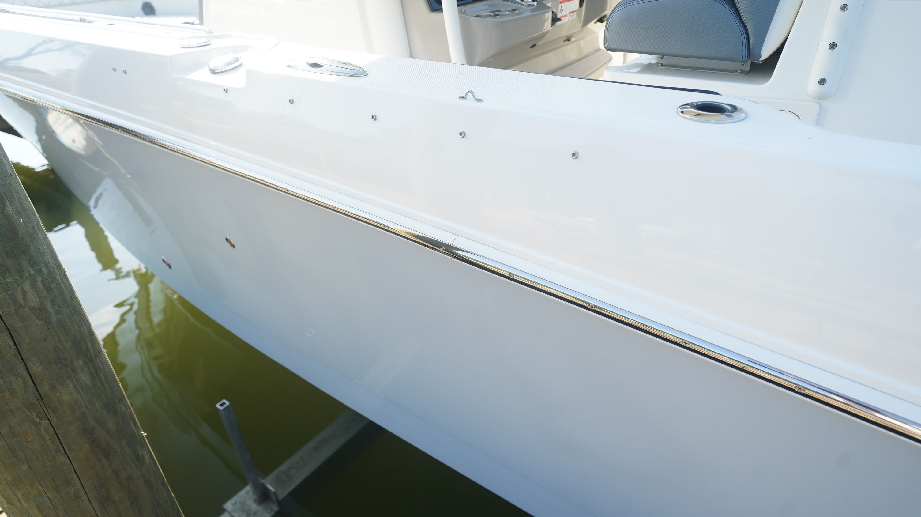 2013 Boston Whaler 350 Outrage - 152