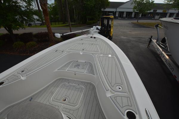 2021 Sea Pro 228 Bay boat deck, featuring sleek design and spacious layout.