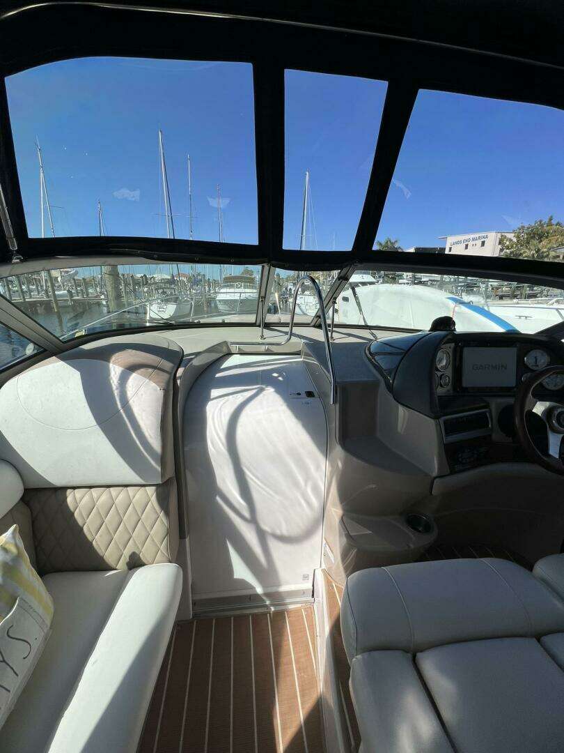 2006 Four Winns 318 Vista - Image 65