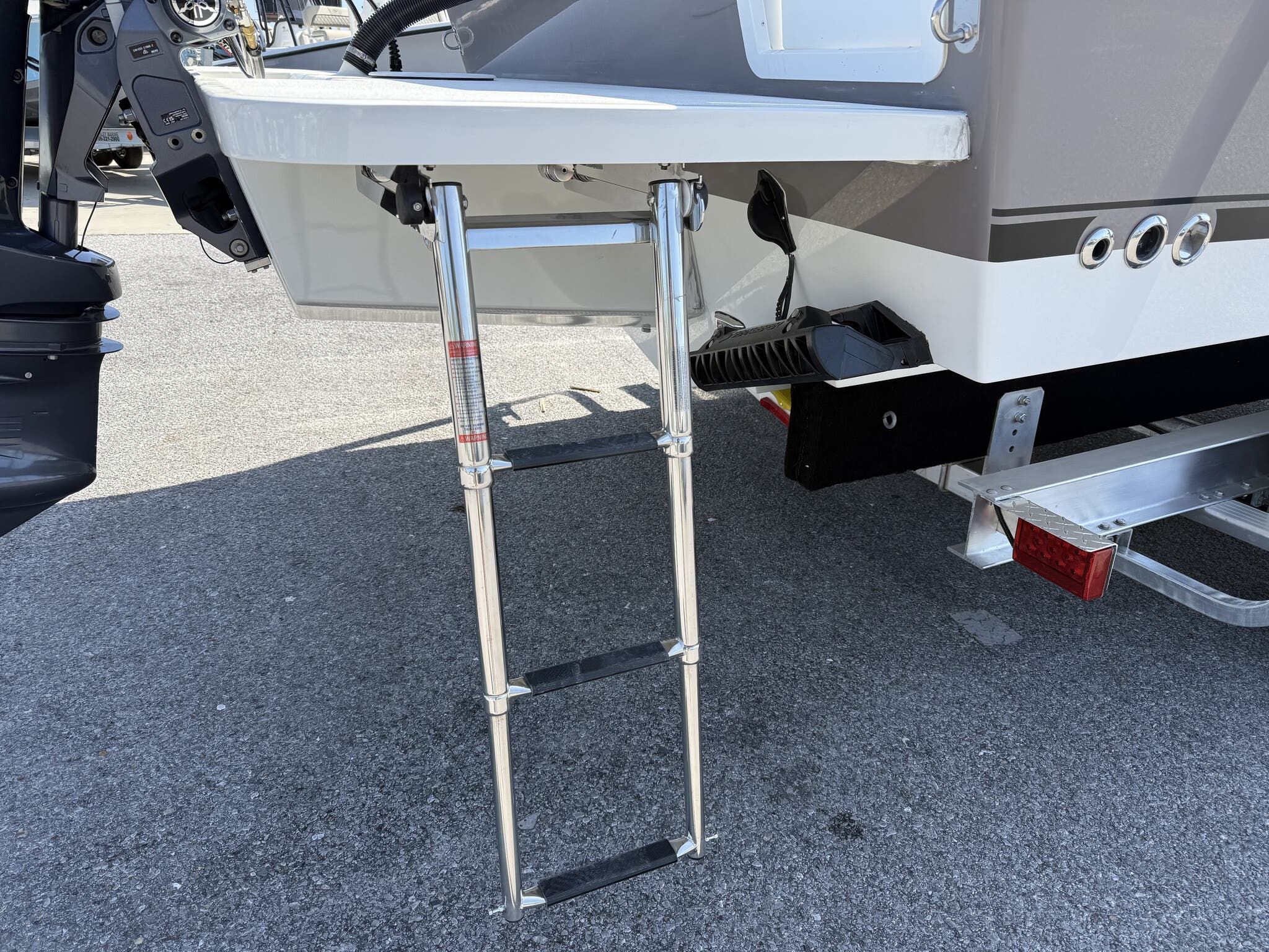 2026 Parker 227 Explorer WITH AC AND SEAKEEPER RIDE - 8