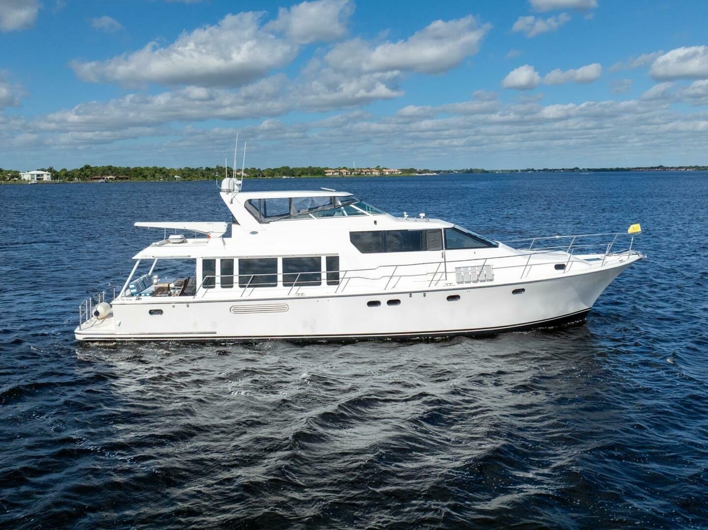 2009 Pacific Mariner 65 Motor Yacht - Image 7