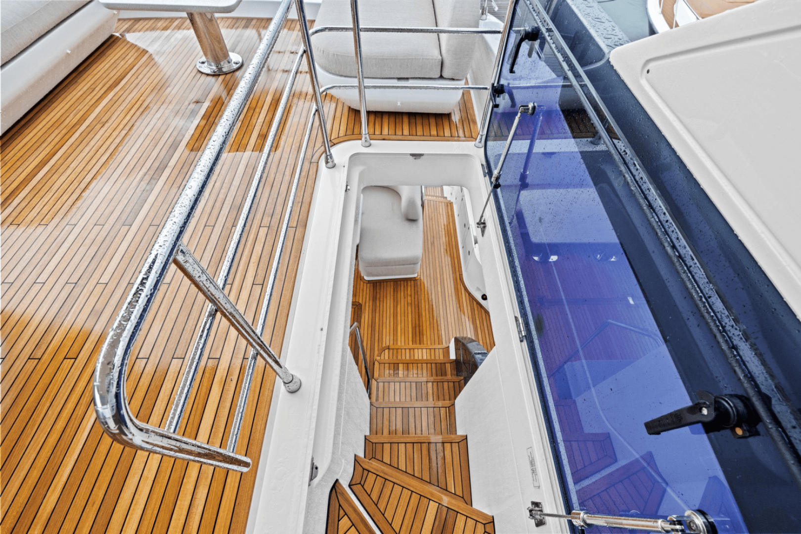 2026 Azimut Fly 68 - Image 49