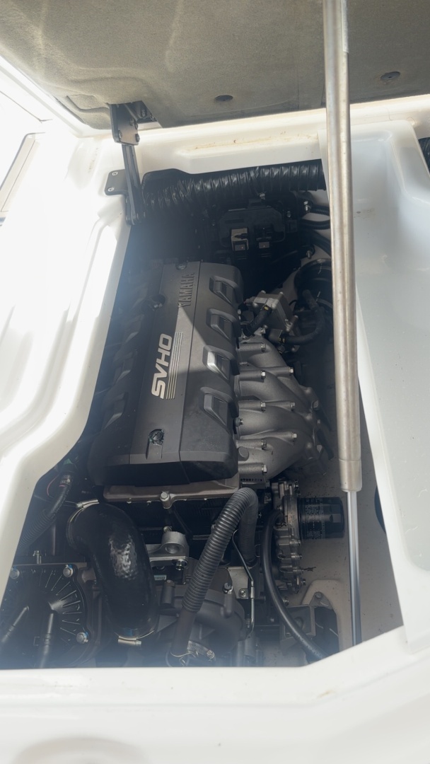 2023 Yamaha Boats 275SDX - Image 15