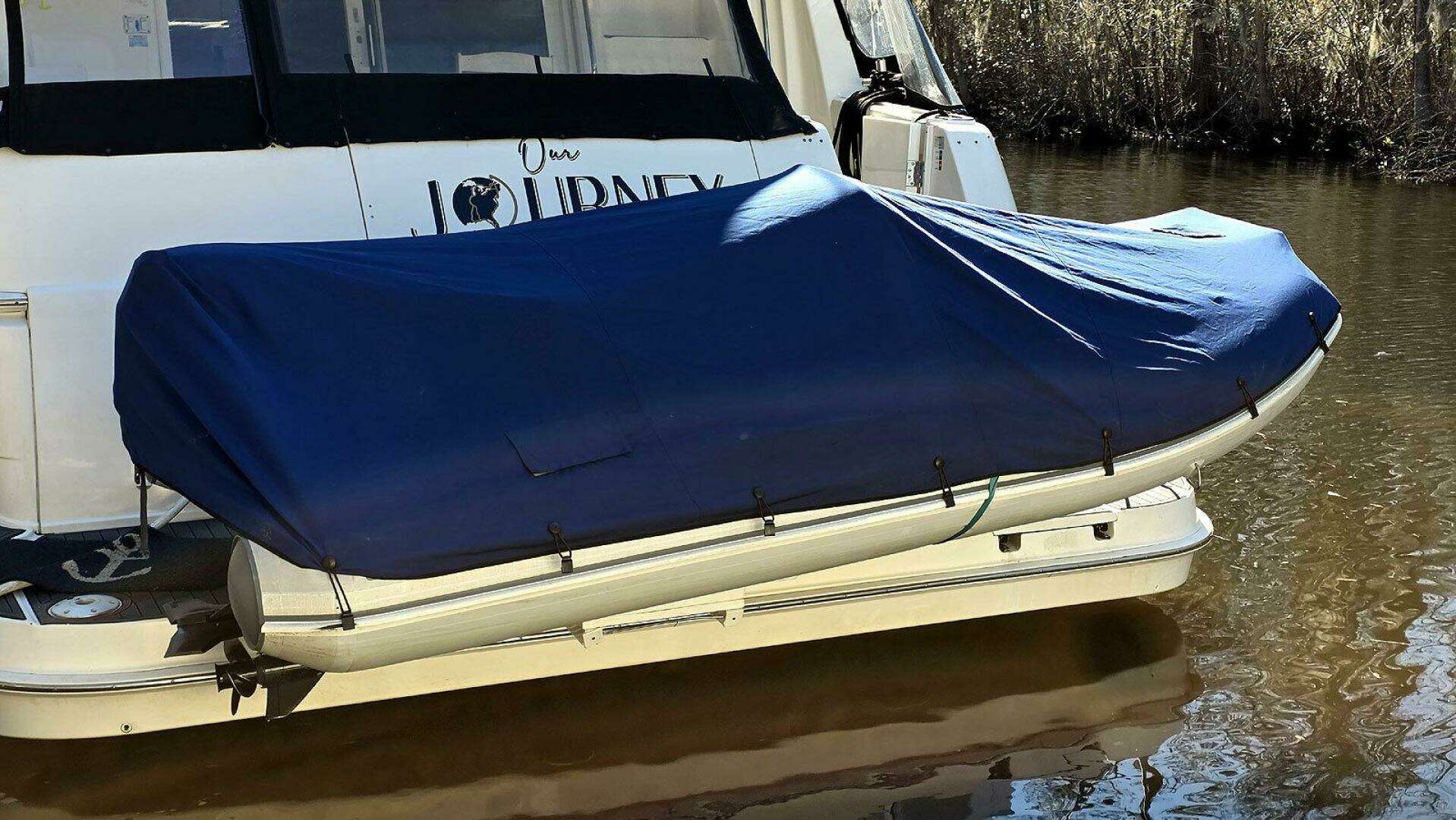 2001 Silverton 410 Sport Bridge - Image 64
