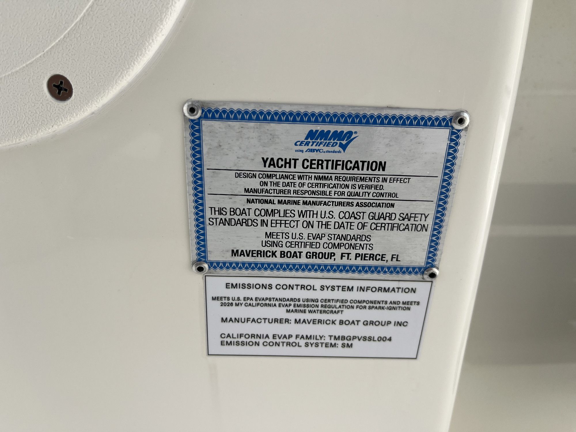 2026 Cobia 305 Center Console - 21