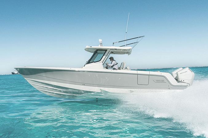 2026 Boston Whaler 330 Outrage