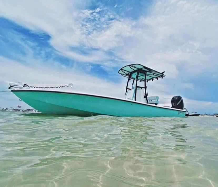 2016 Yellowfin 24 Bay CE