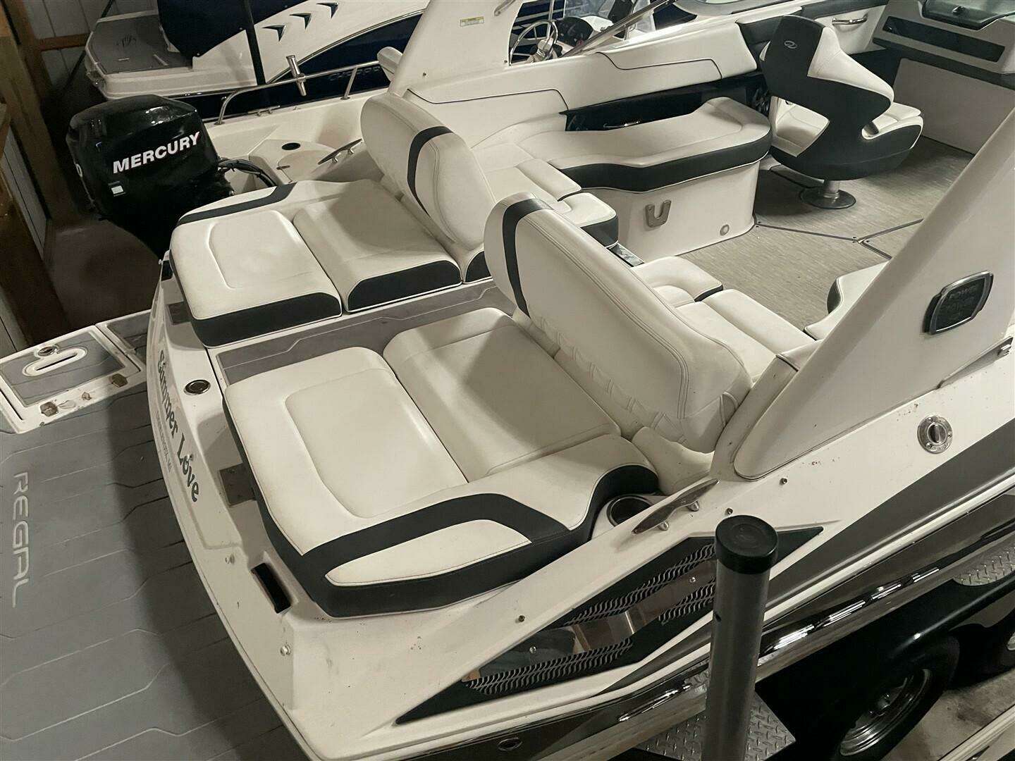 2019 Regal 2300 - Image 6