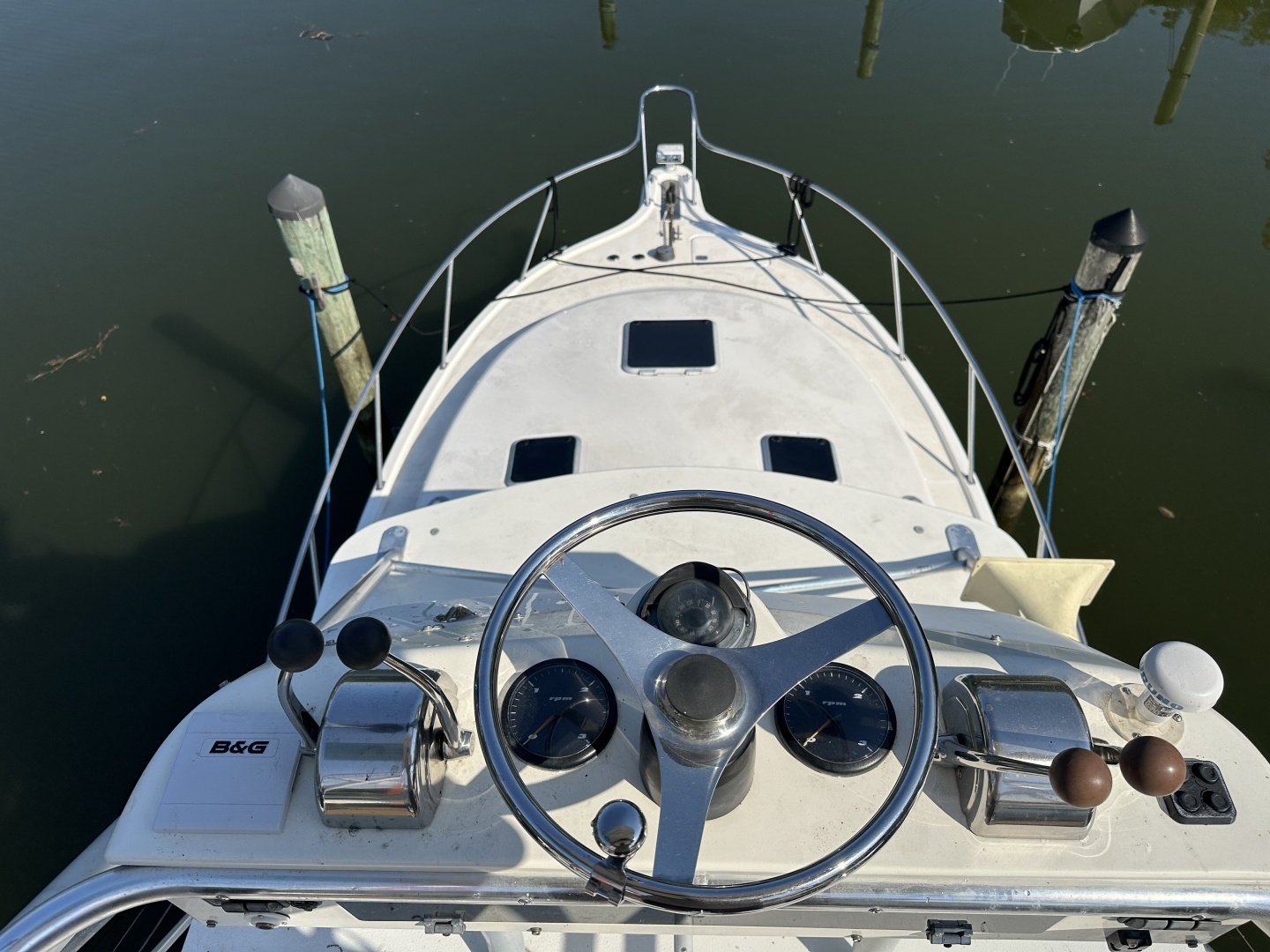 2000 Pursuit 3400 - Image 32