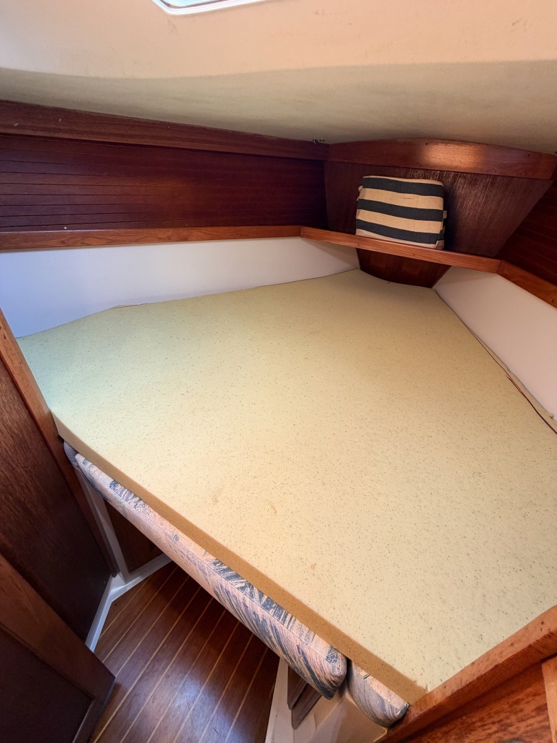 1996 Catalina 36 Mk II - Image 49