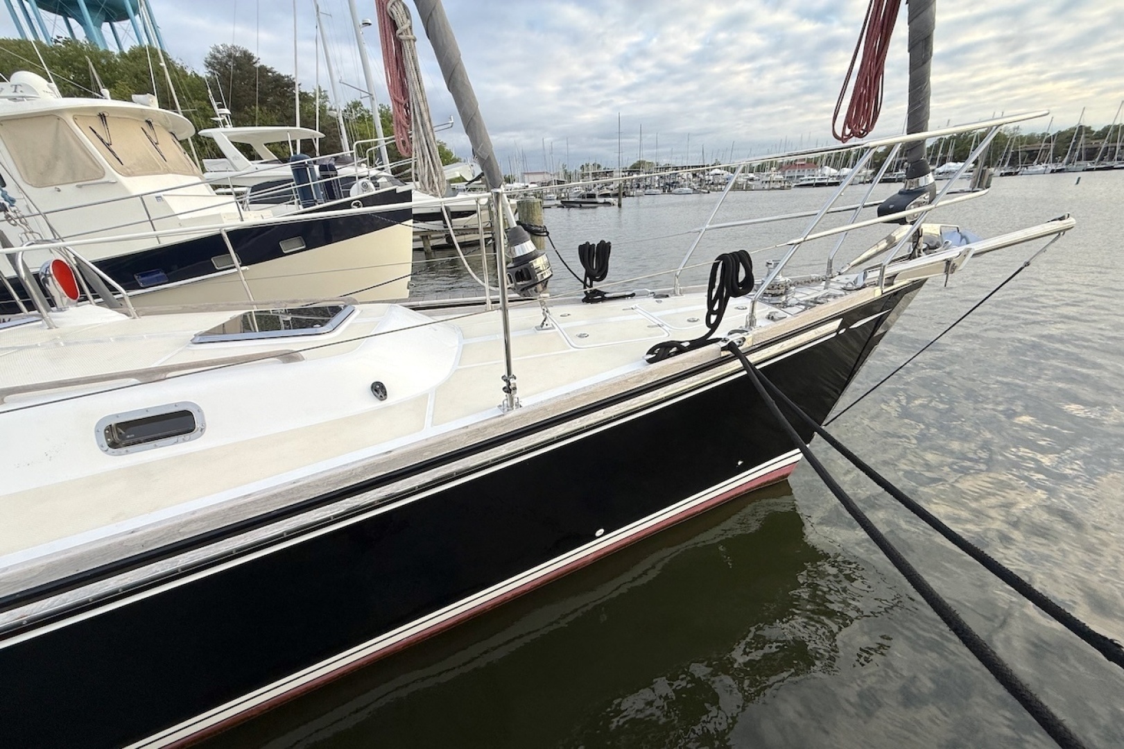 2014 Hylas 56 - Image 4