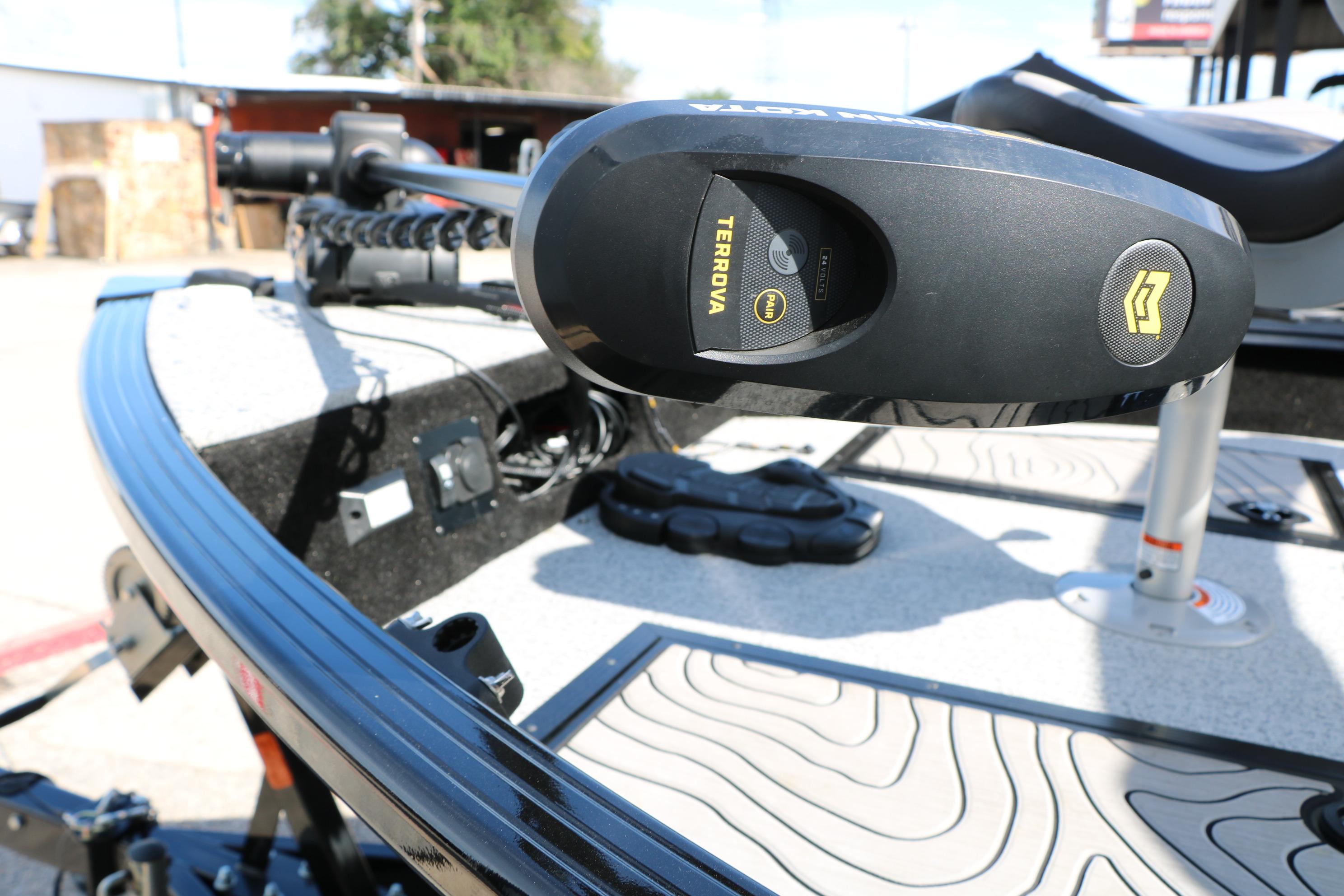 2025 Smoker Craft Adventurer 188 DC boat with Minn Kota Terrova trolling motor.