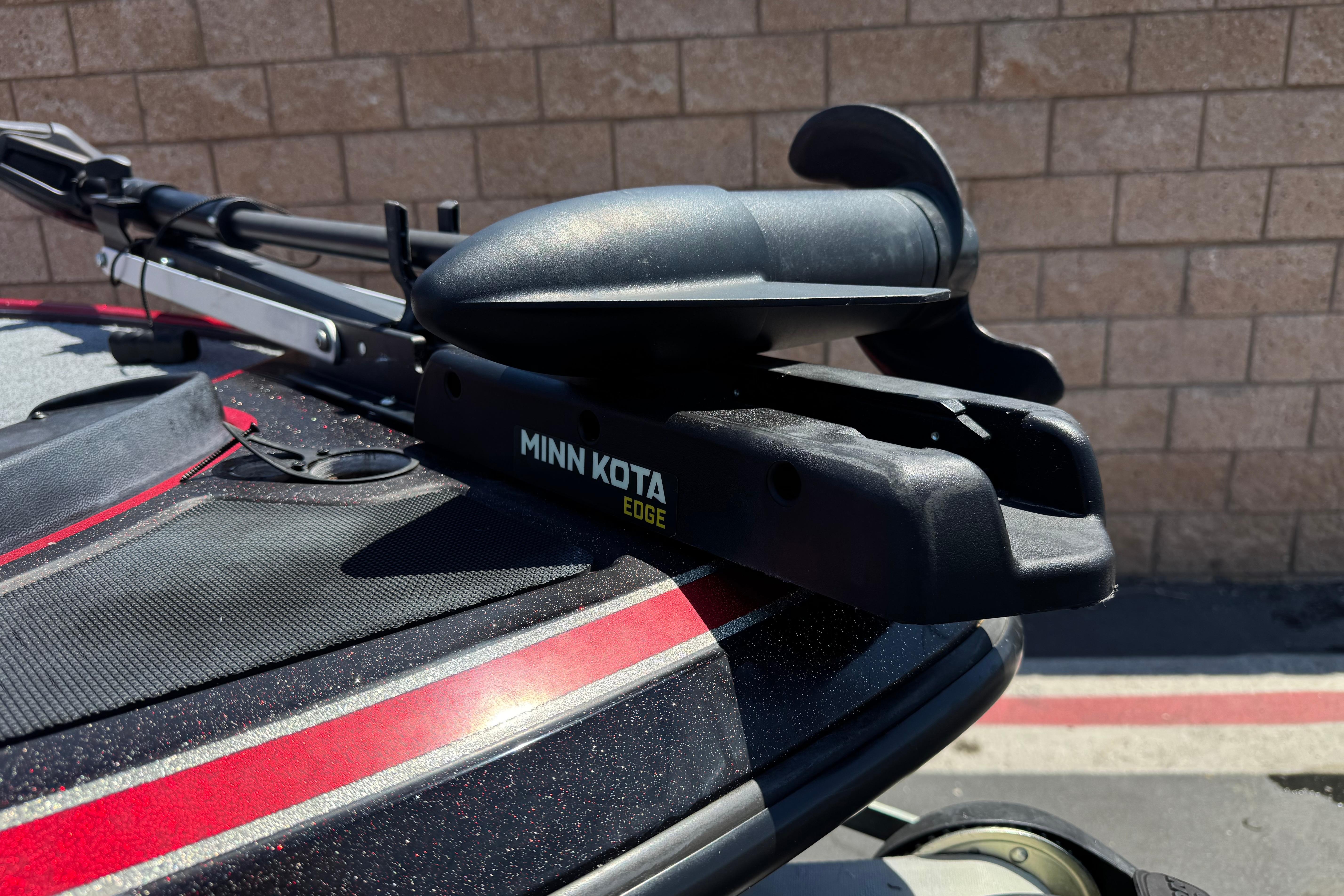Minn Kota Edge trolling motor on 2012 Nitro Z-7 boat, close-up view.