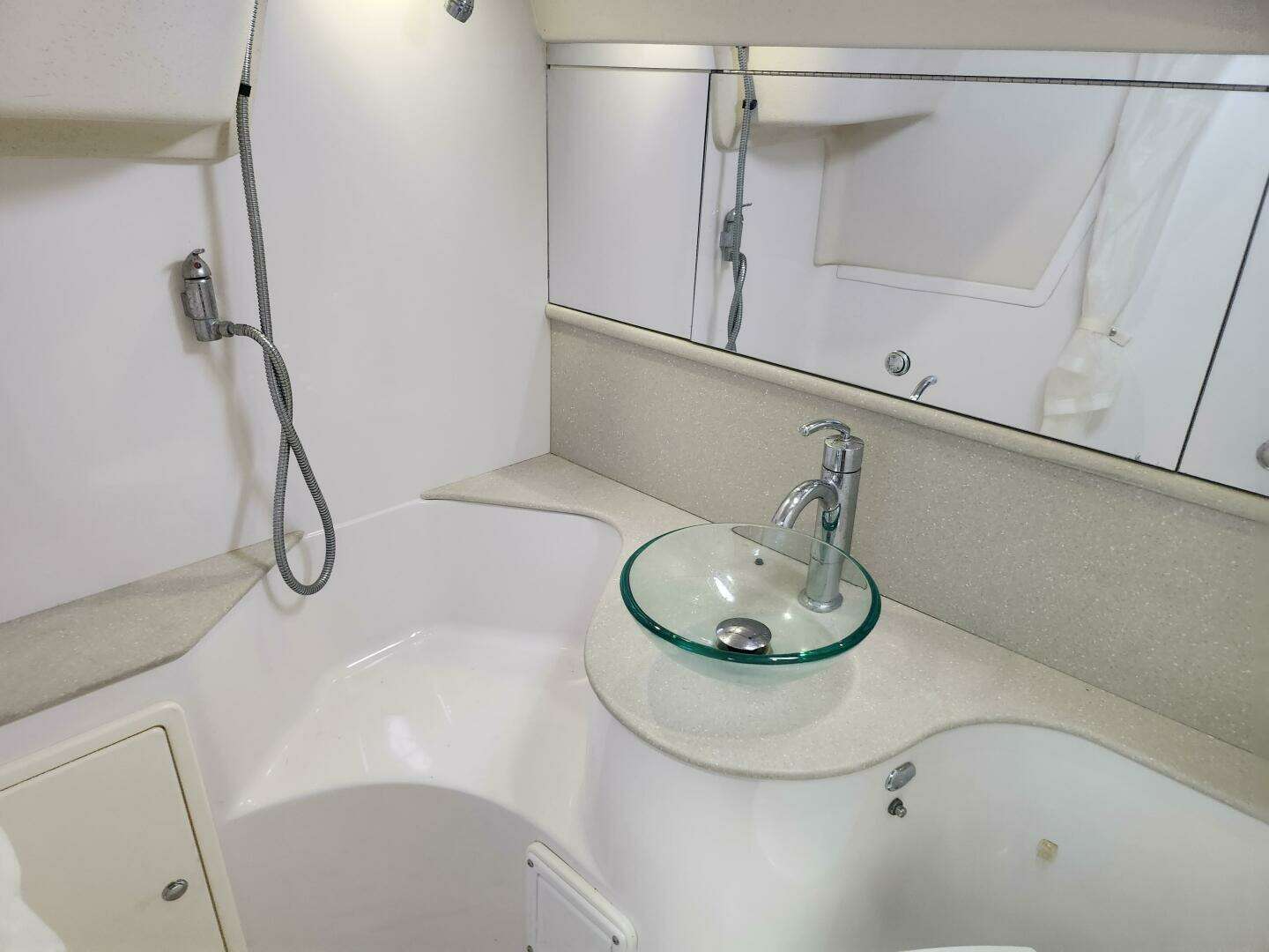 2012 Catalina 355 - Image 55