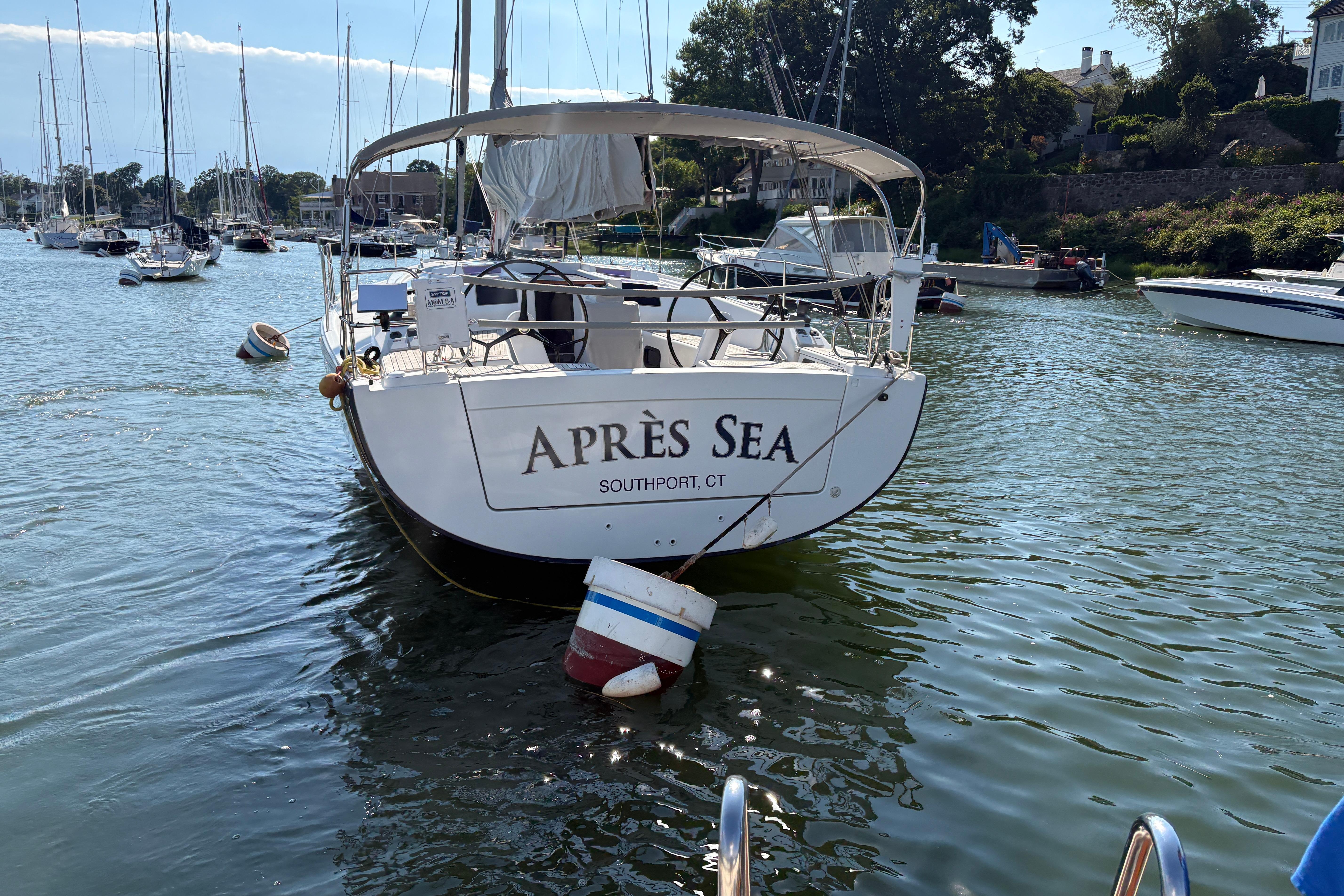 Sailboat "Après Sea" docked in a marina, Hanse 415, 2014 model.