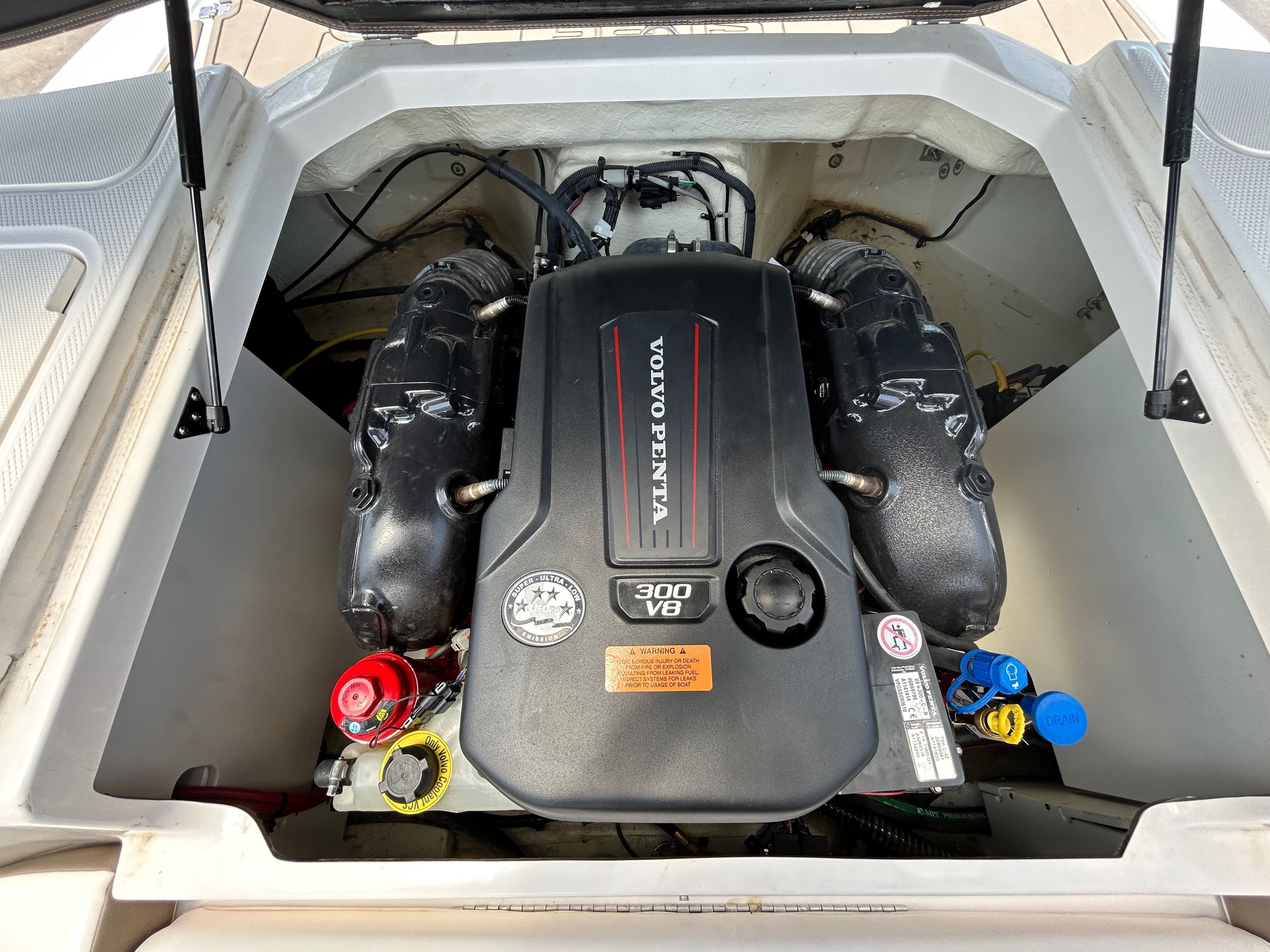2018 Chaparral 23 Surf - 70