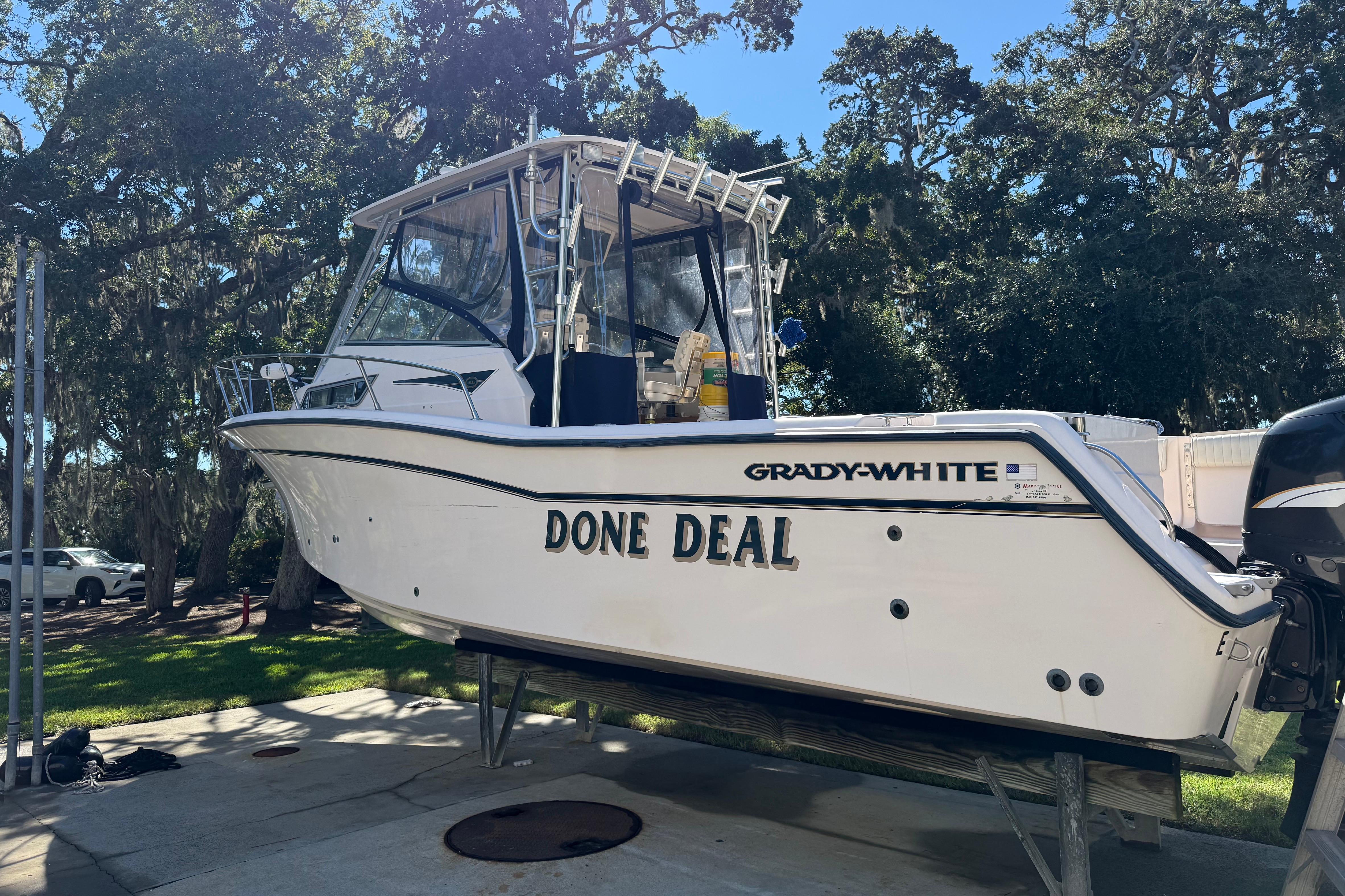 1998 Grady-White Marlin 300