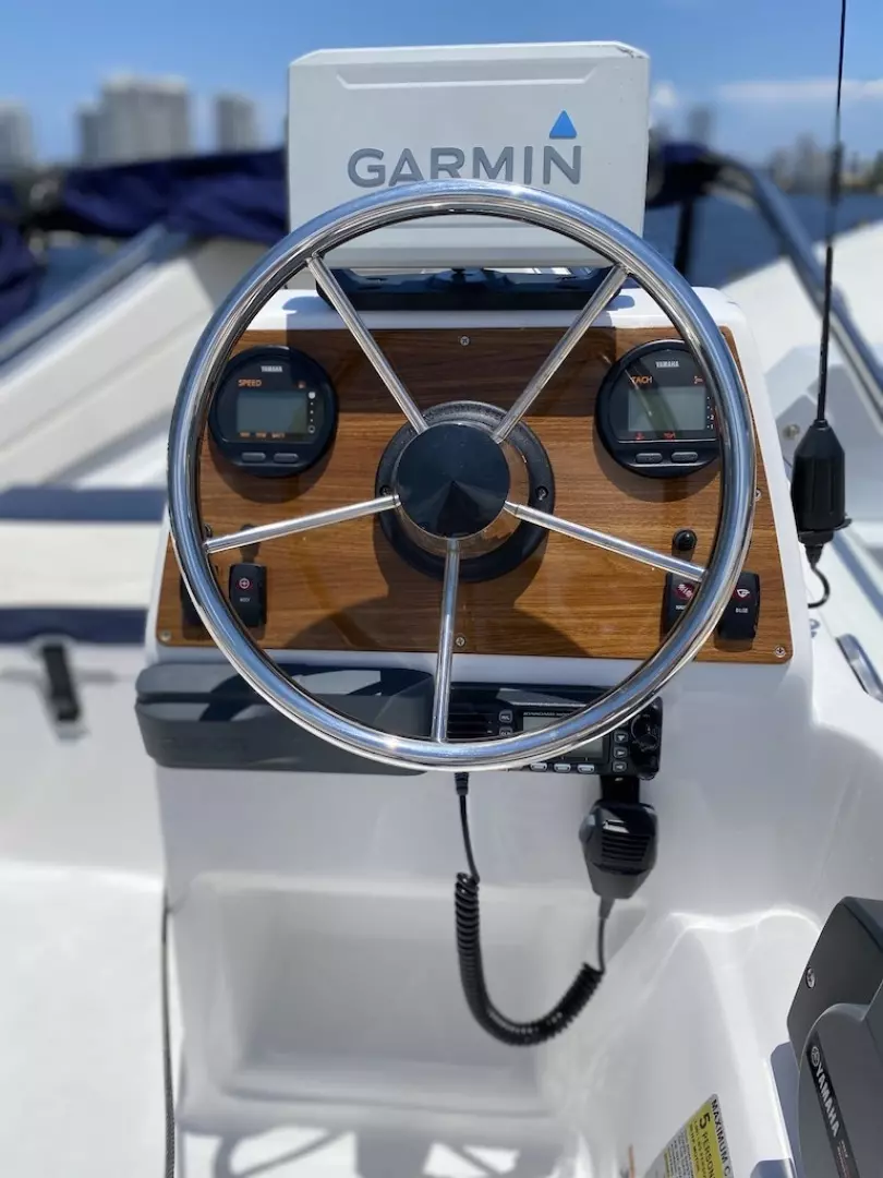 1998 Hatteras Sport Deck - Image 26
