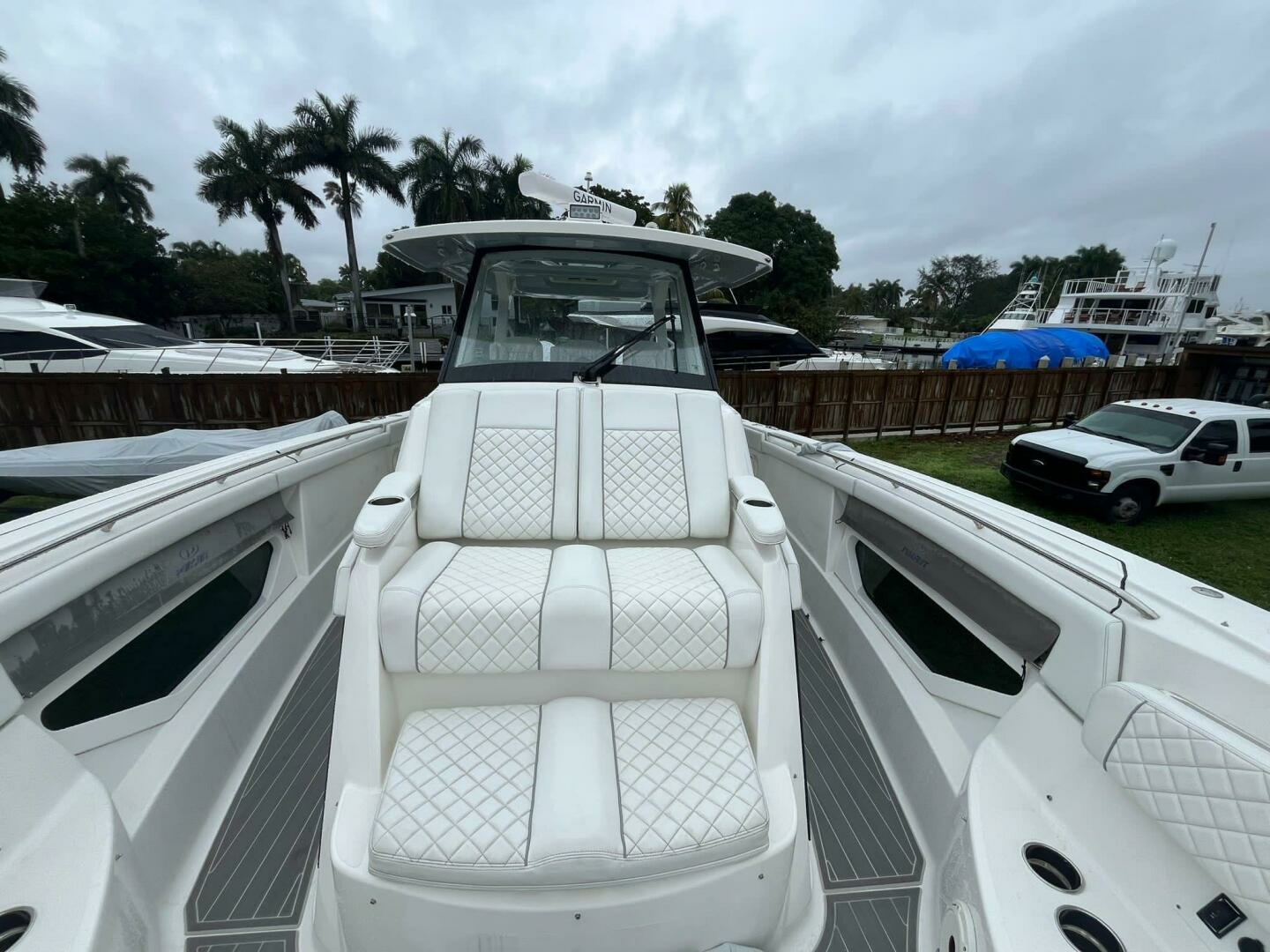 2021 Pursuit S378 - Image 8