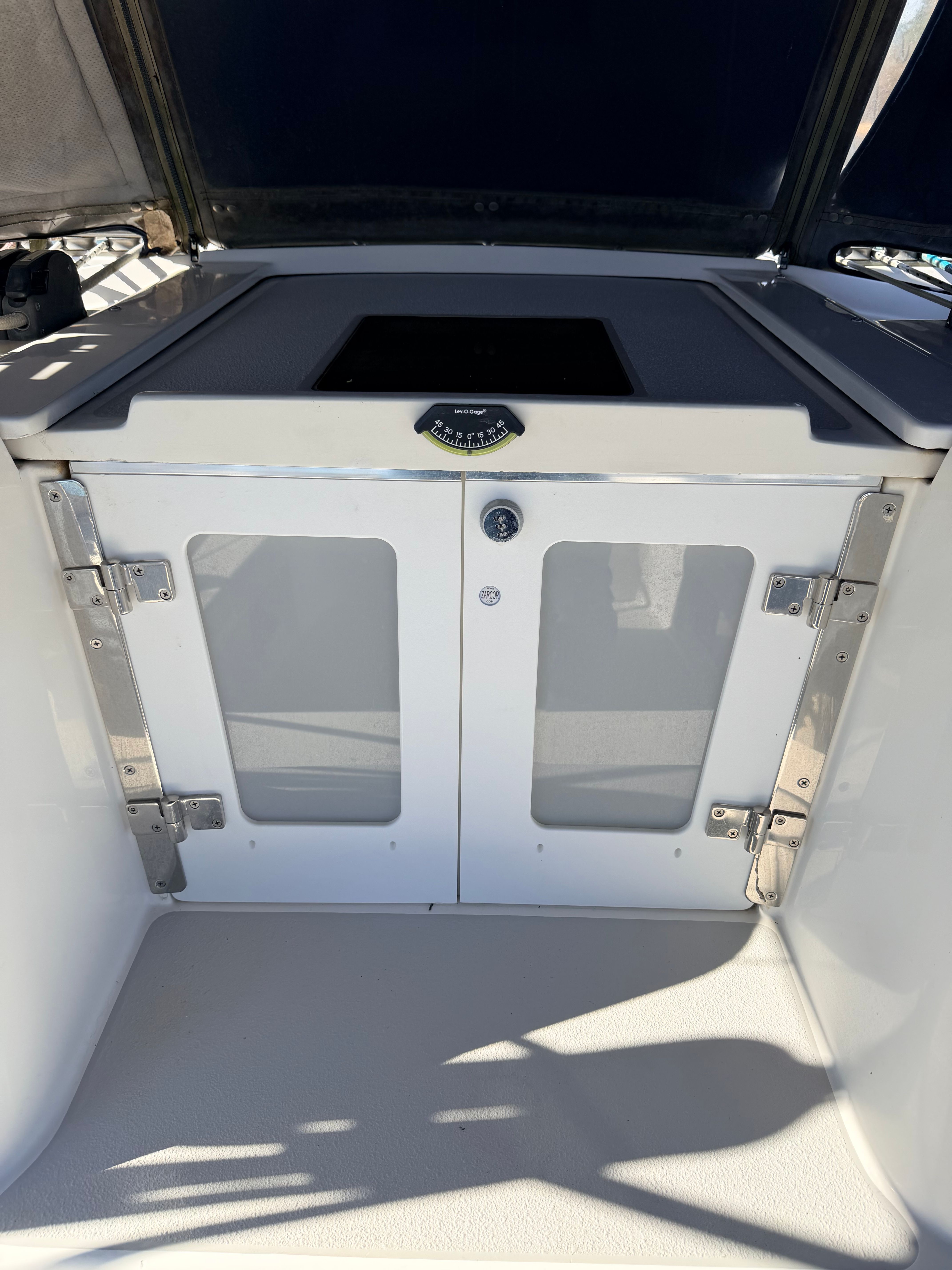 2006 Catalina 387 - 6