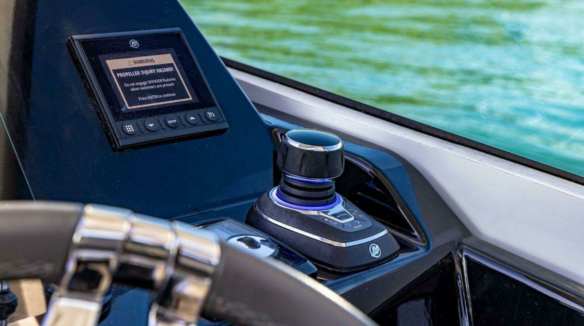 2021 Beneteau Gran Turismo 32 - Image 9