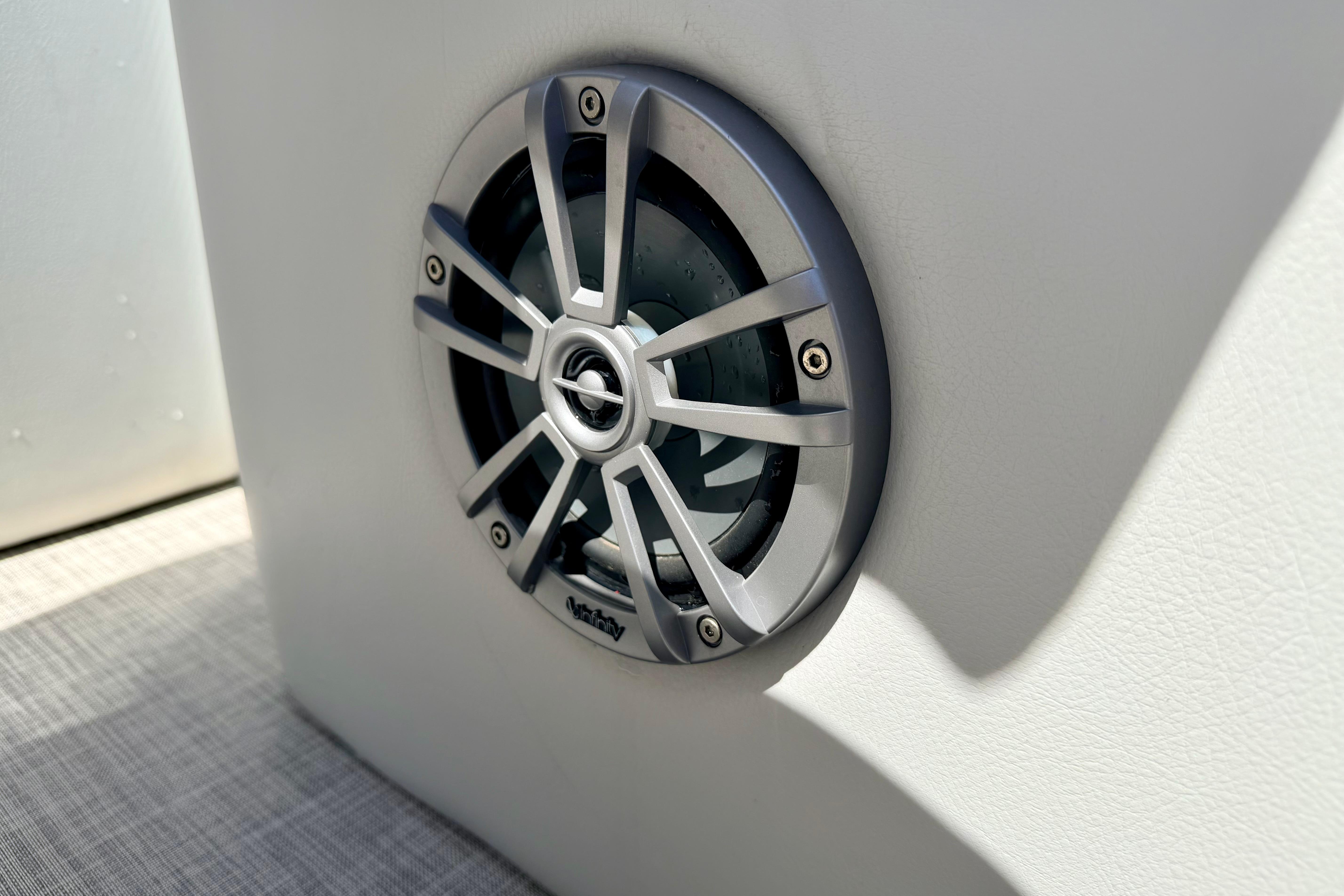 Close-up of a speaker on a 2019 Crestliner 240 Rally DX CW boat.