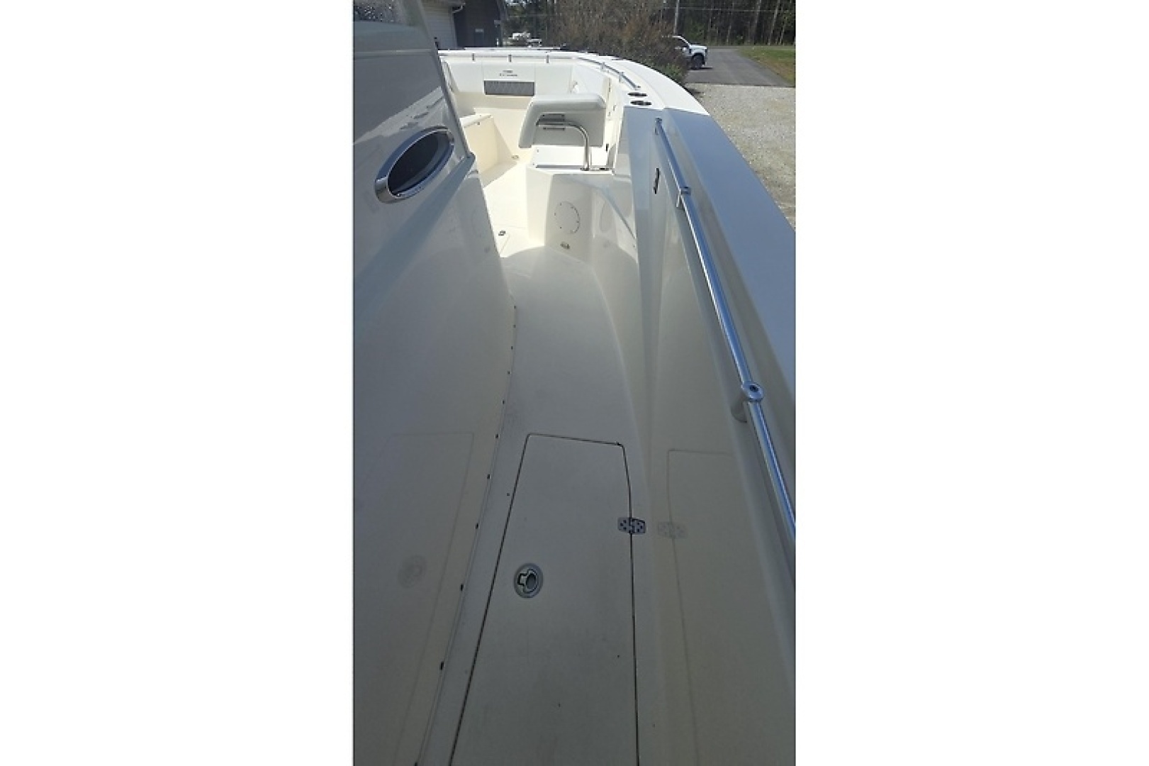 2020 Cobia 320 Center Console - Image 34