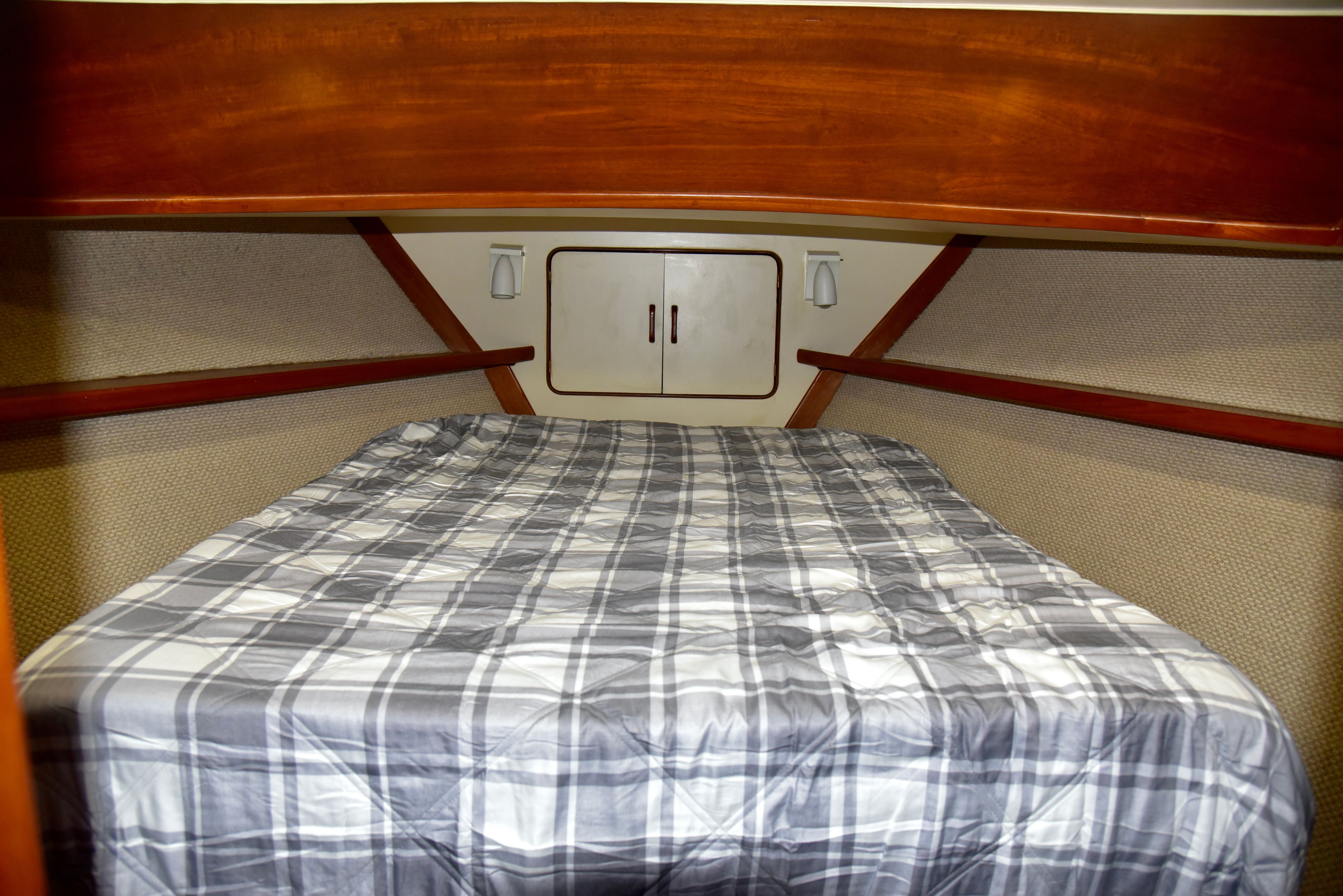 1985 Gulfstar 44ft - 37