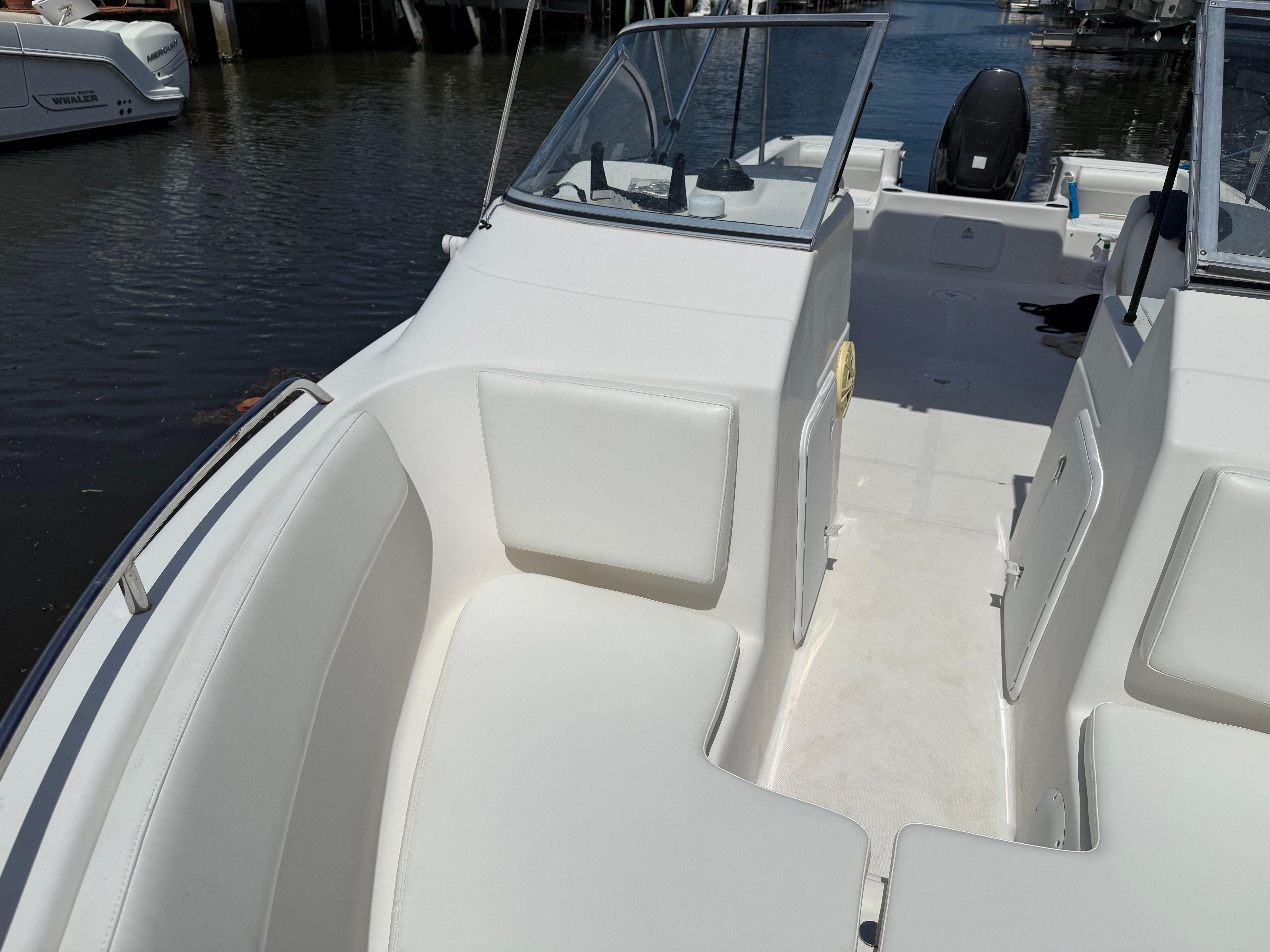 2015 Pro-Line 22 ft Duel Console - 2