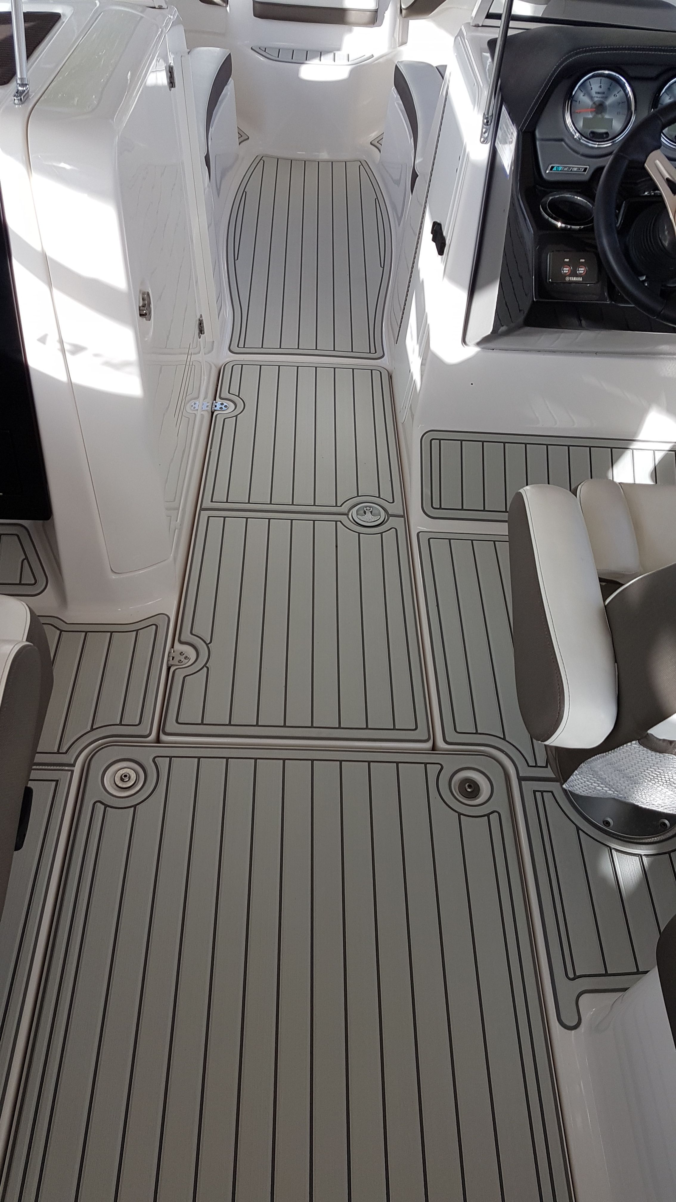 2016 Yamaha Boats 242 Limited E-Series - 7