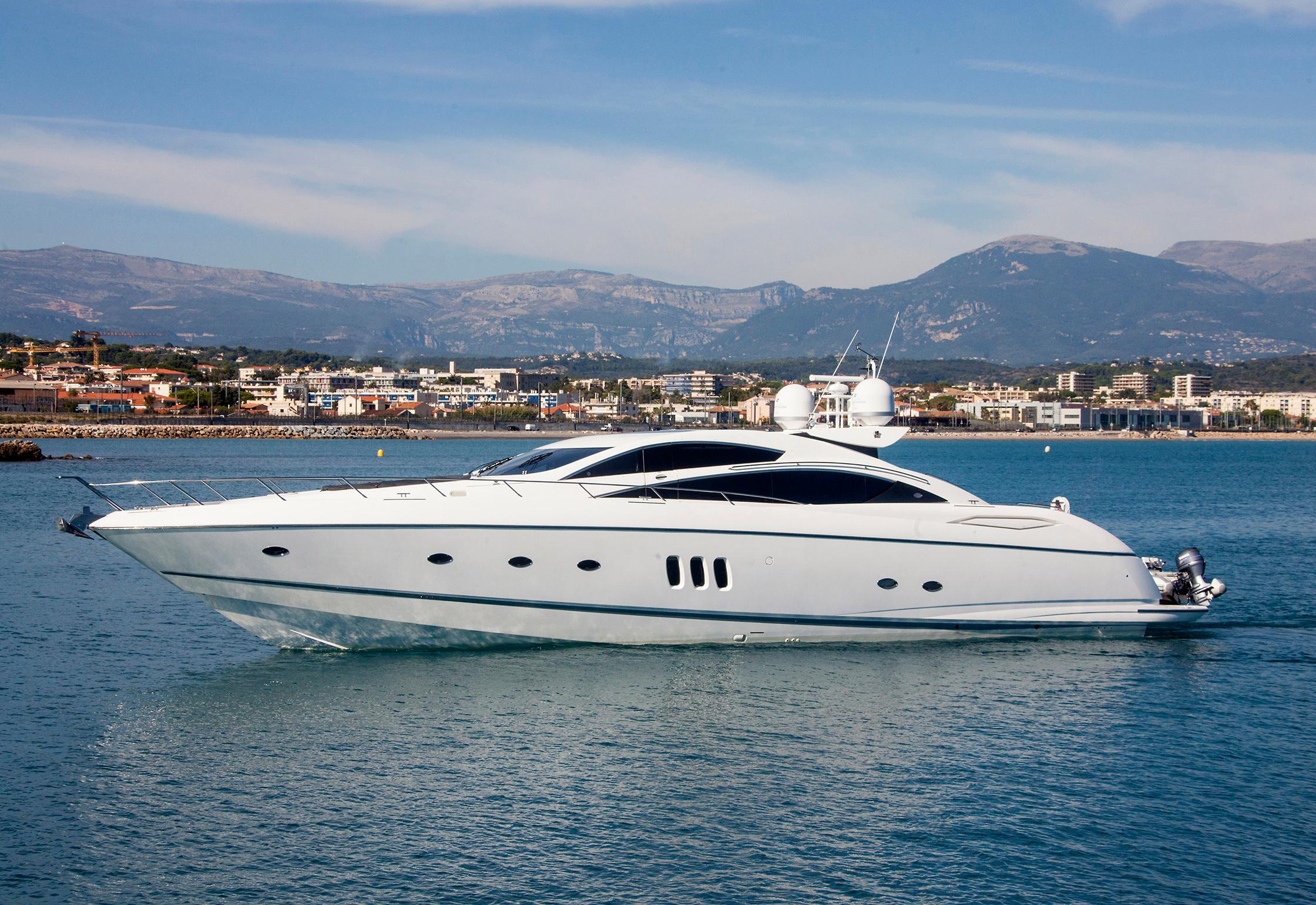 2007 Sunseeker Predator 82