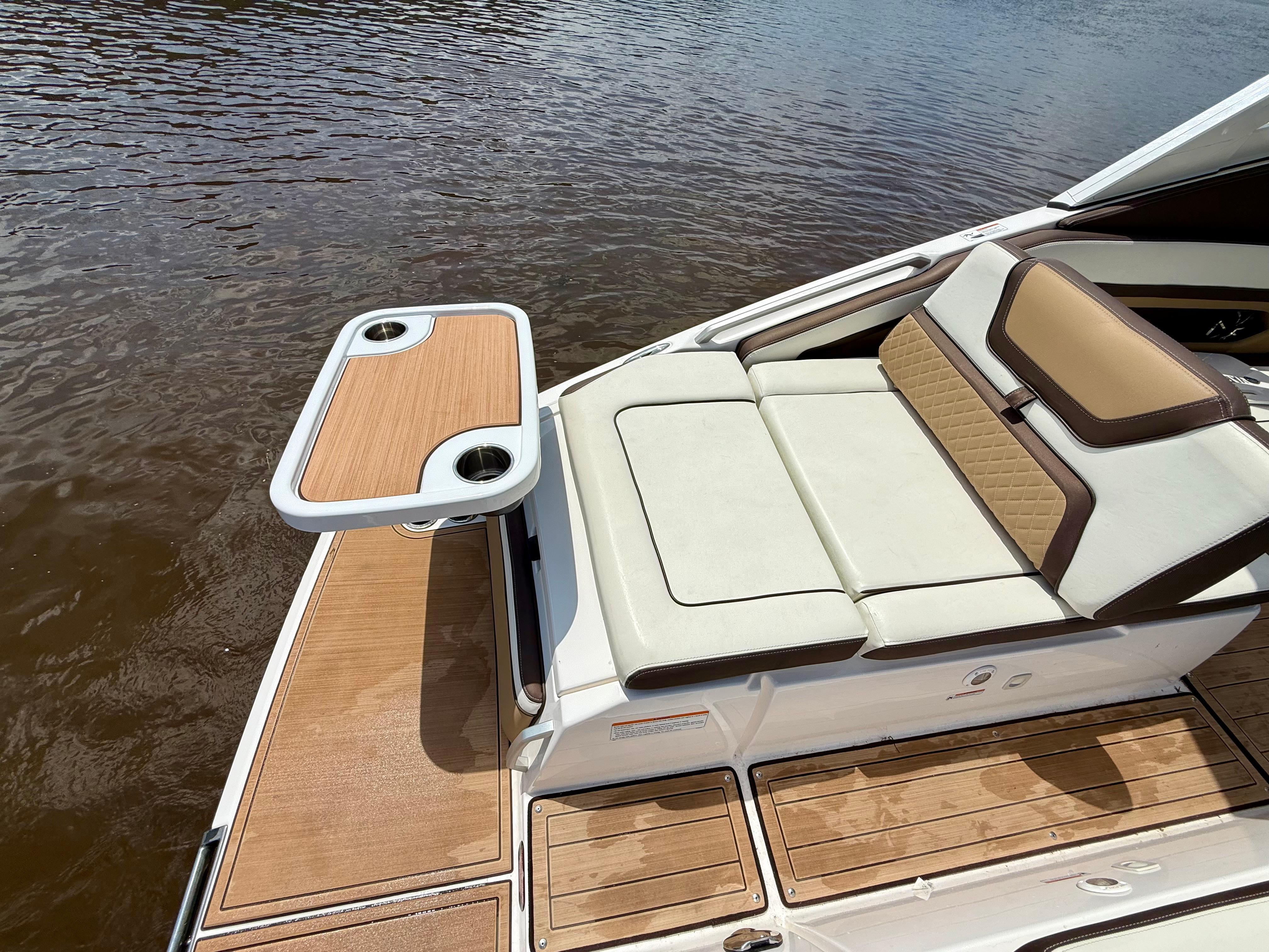2022 Yamaha Boats 275SD - 8