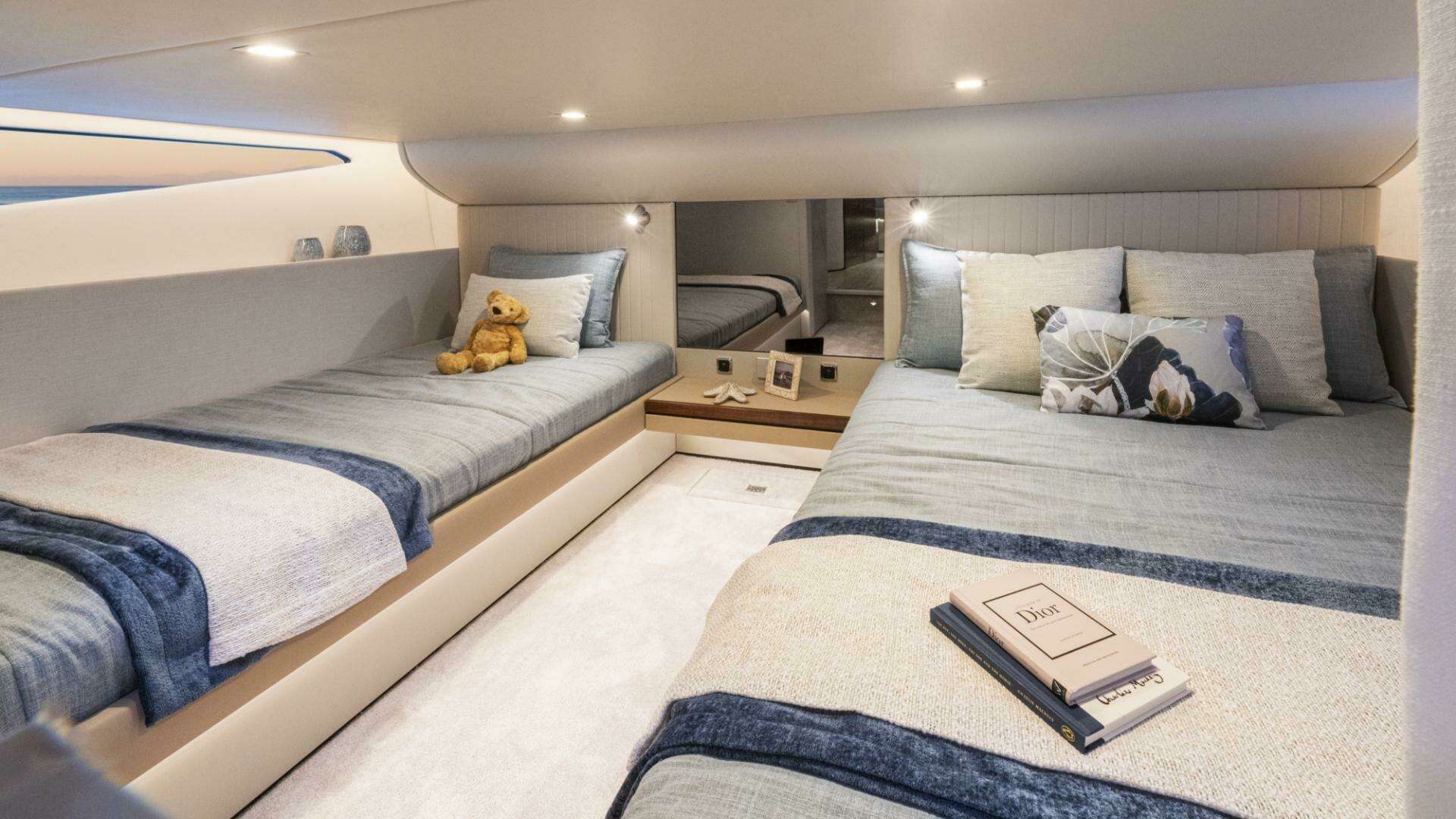 2026 Riviera 4300 Sports Express - Image 17