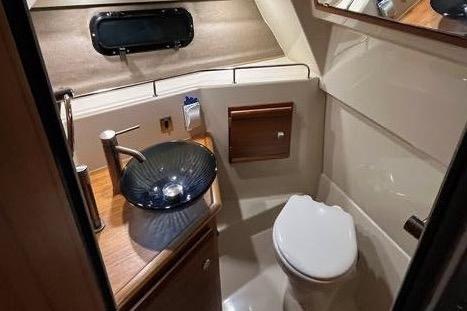 Interior view of Ranger Tugs R-27 2022 bathroom.