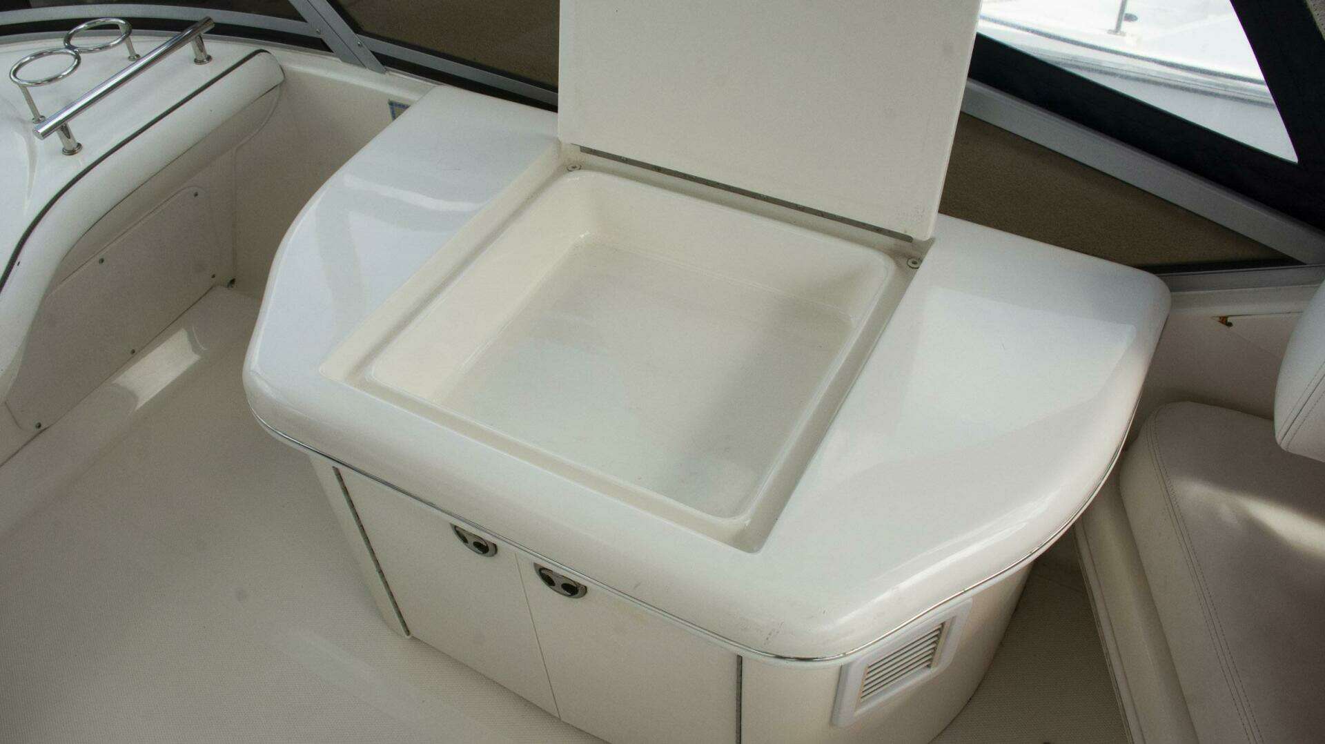 2007 Sea Ray 44 Sedan Bridge - Image 37