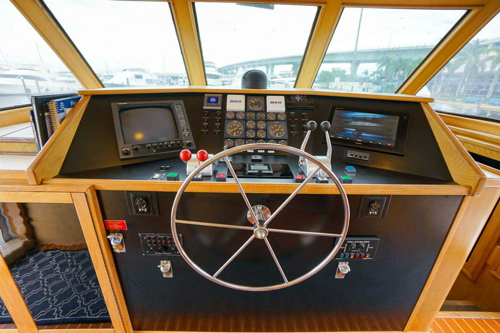 1989 Hatteras 80 Cockpit Motor Yacht - Image 34