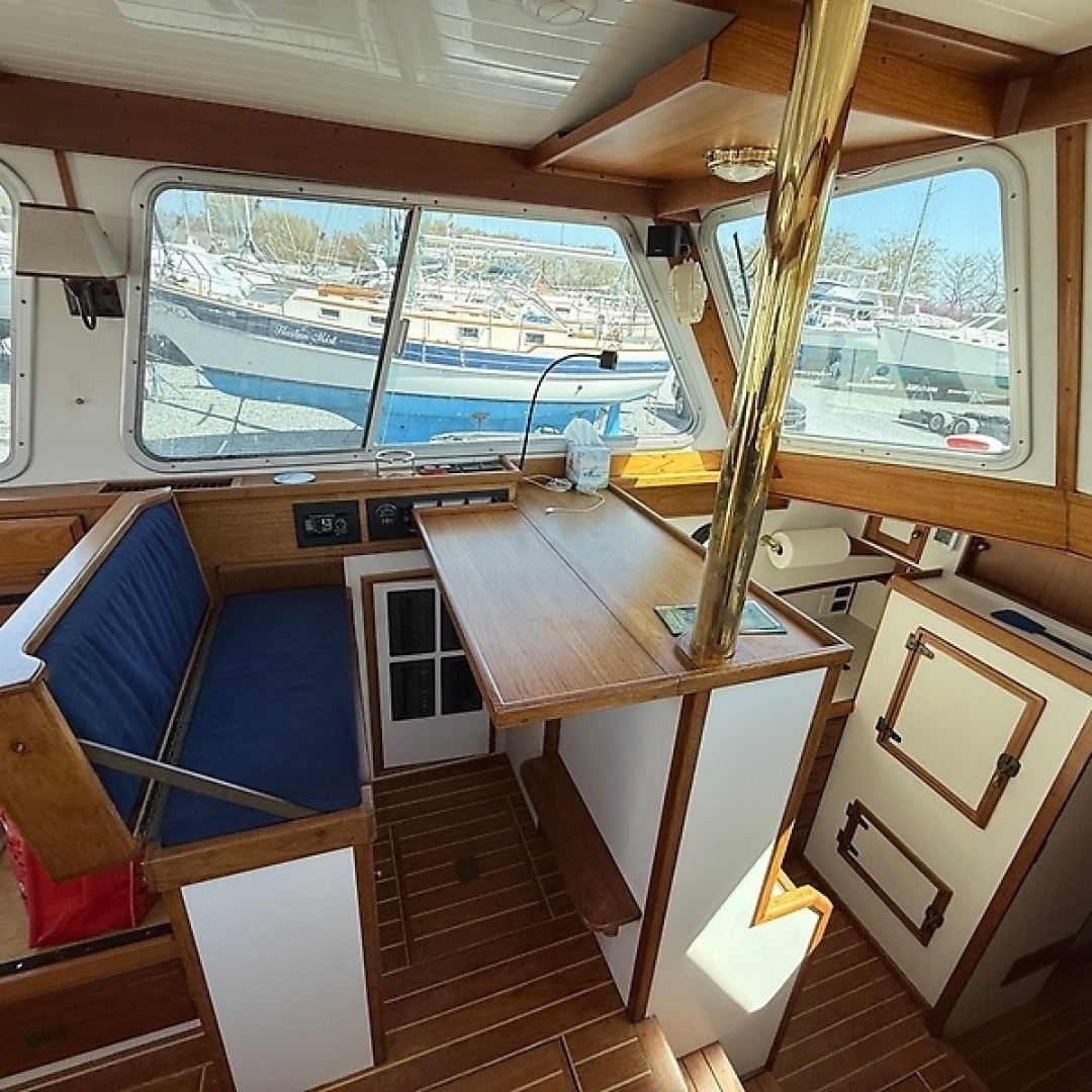 1993 Shannon Custom Downeast 36 - Image 20