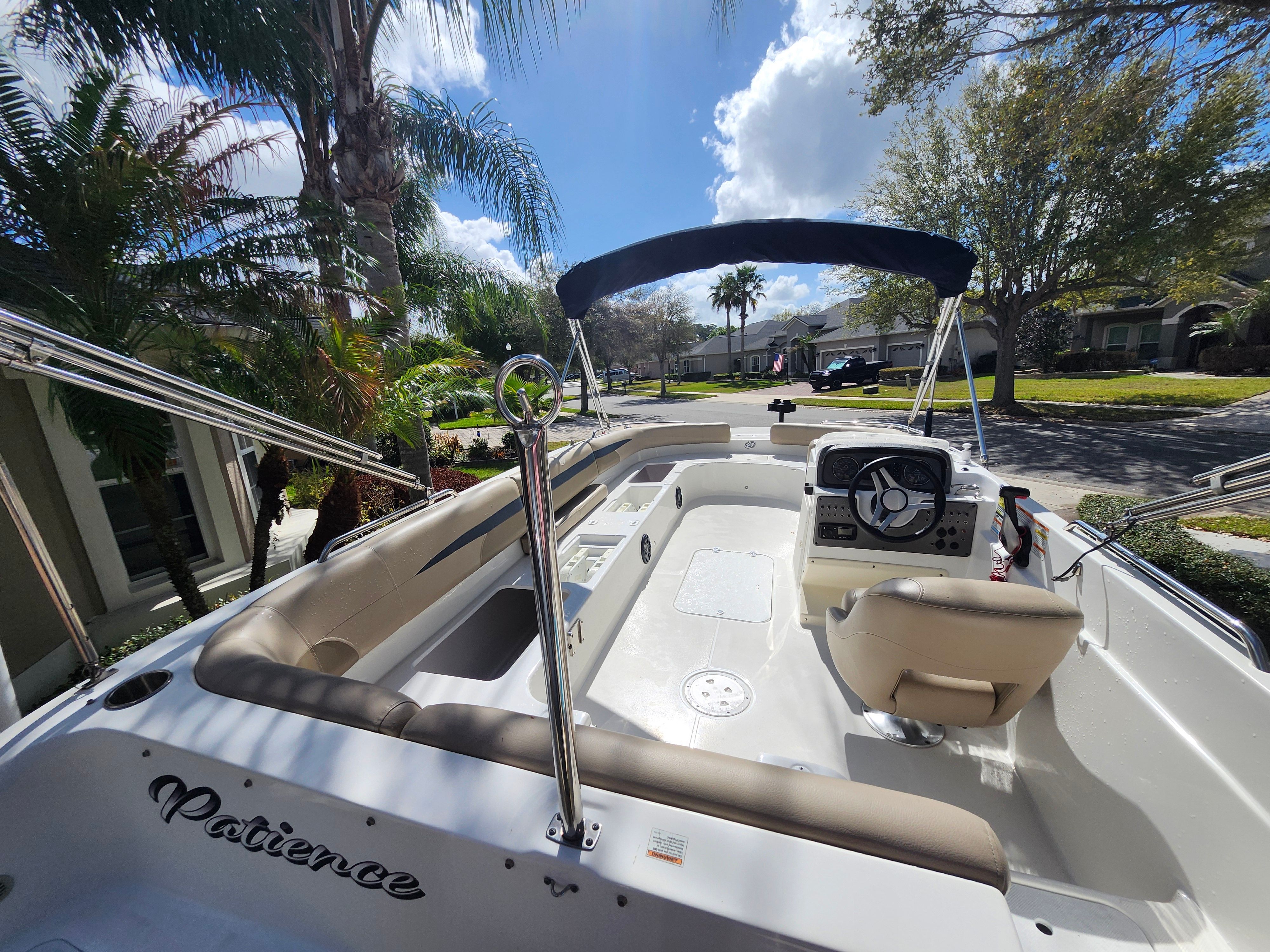 2021 Hurricane SunDeck 201 OB - 9