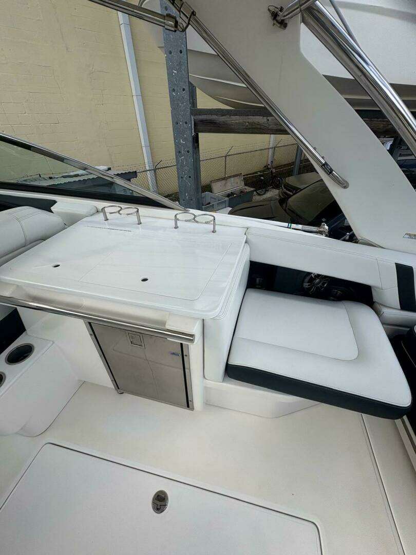 2022 Regal 29 OBX - Image 8