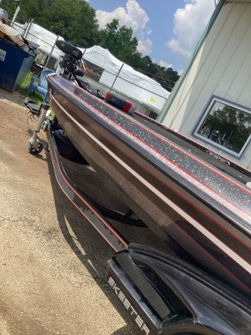 2018 Skeeter FX21 - 11