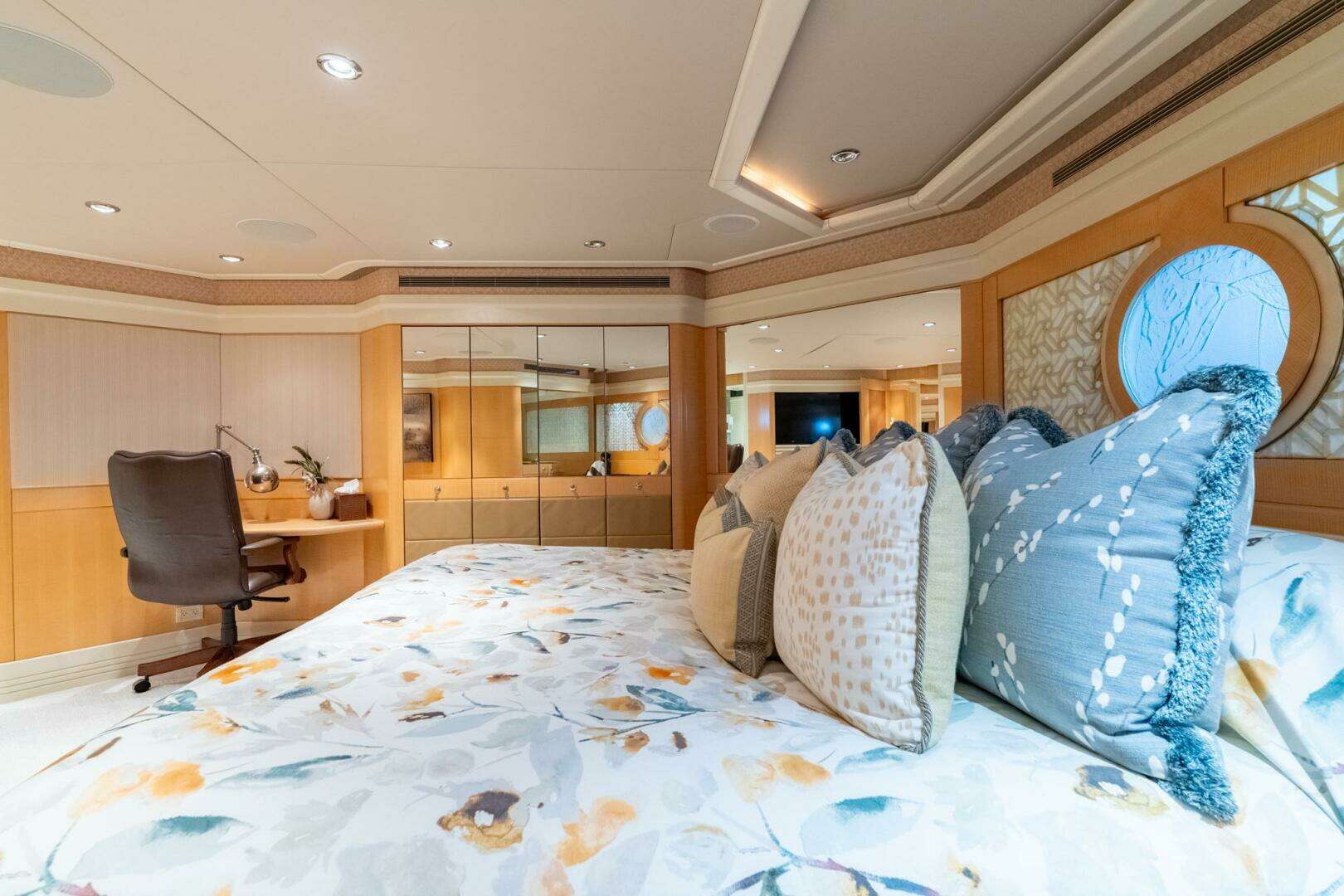 2001 Delta Marine Tri-Deck - Image 68
