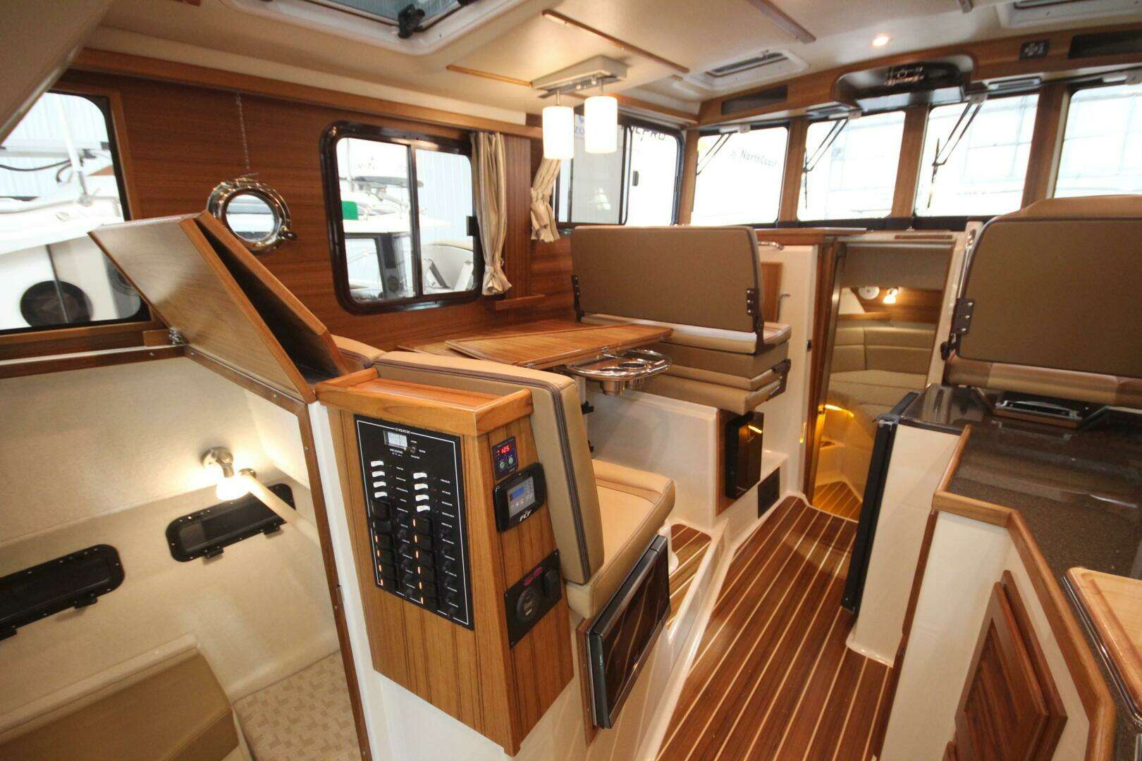 2026 Ranger Tugs R-31 Command Bridge Luxury Edition - Image 68