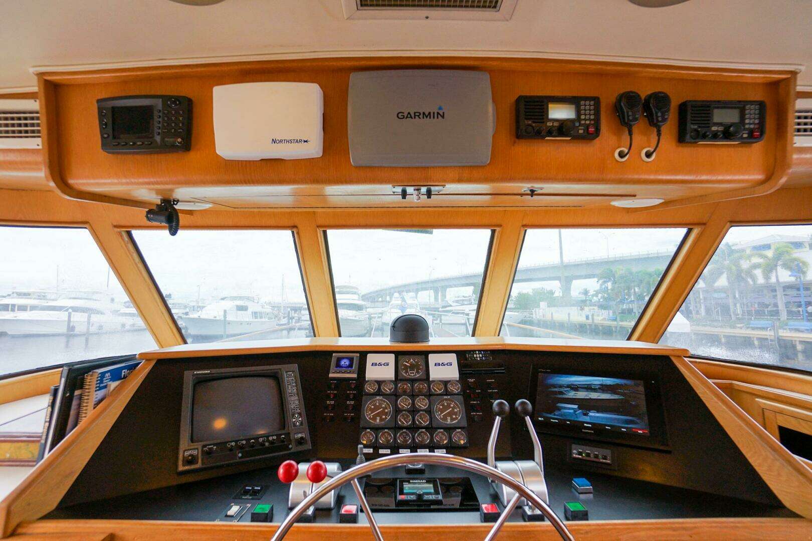 1989 Hatteras 80 Cockpit Motor Yacht - Image 35