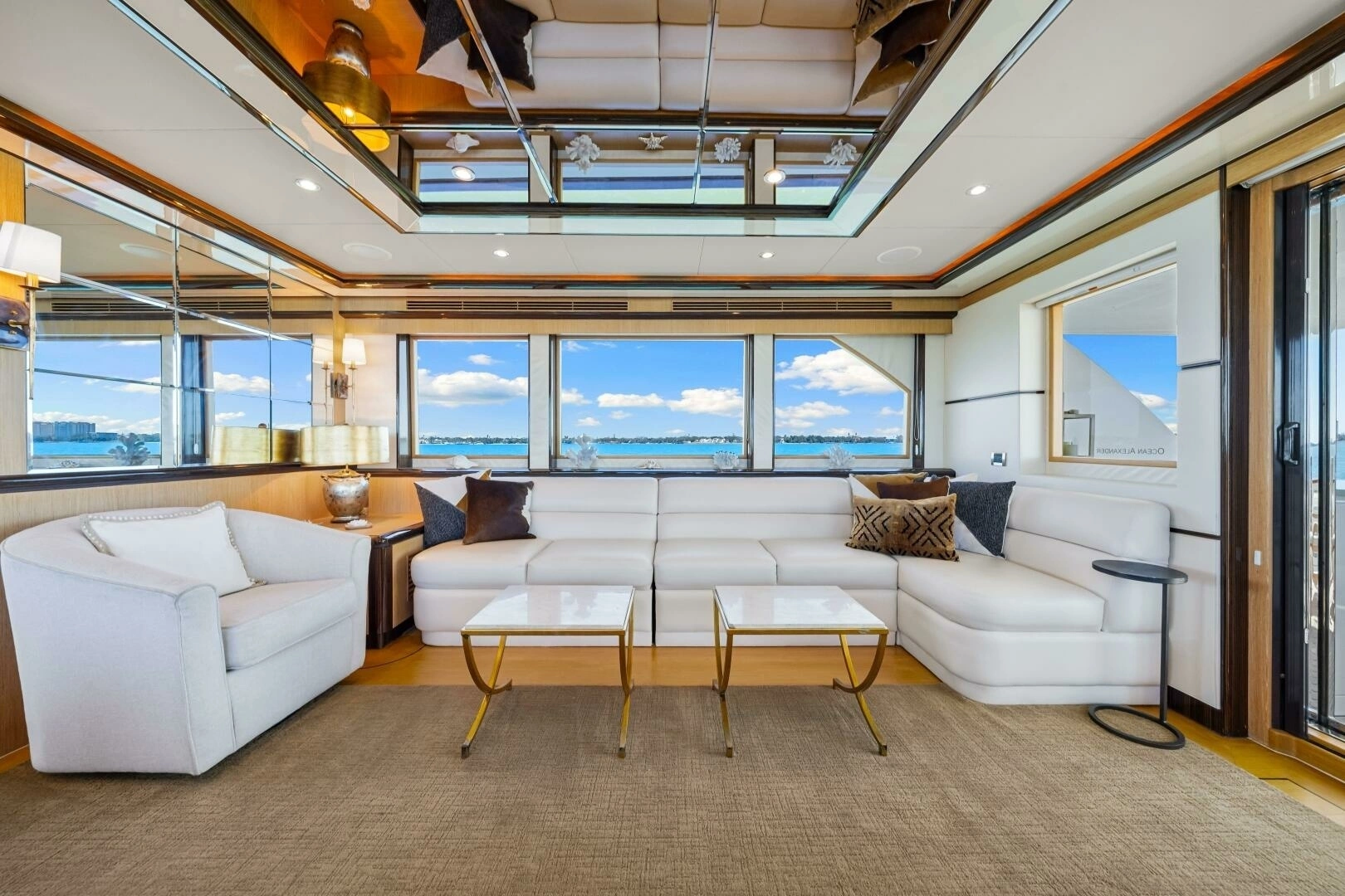2010 Ocean Alexander 83 Motor Yacht - Image 2