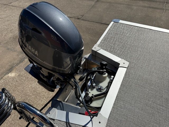 2026 Avalon Venture Quad Lounge - 19' - 16