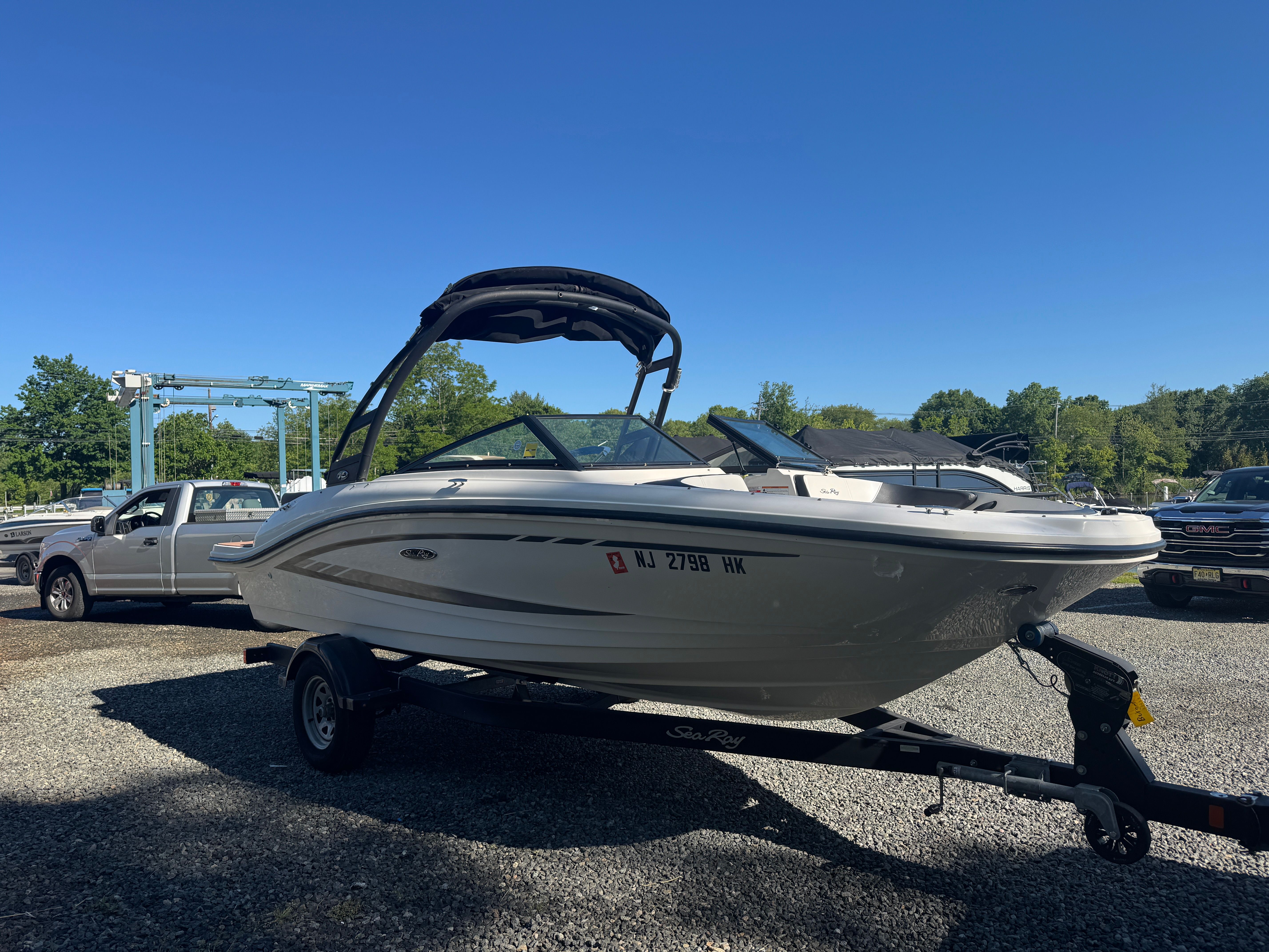 2017 Sea Ray 190 Sport - 5