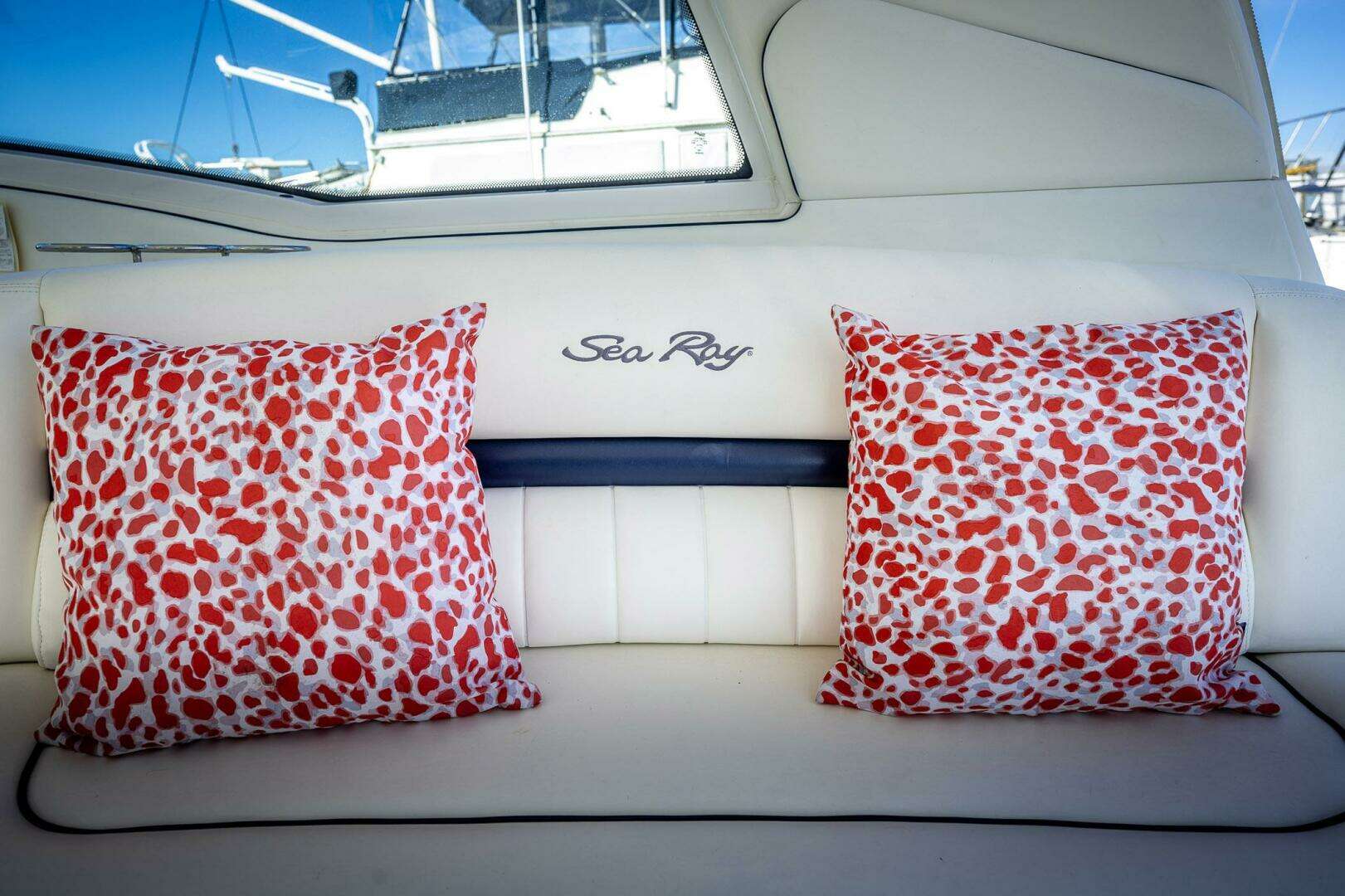 2005 Sea Ray 500 Sundancer - Image 19