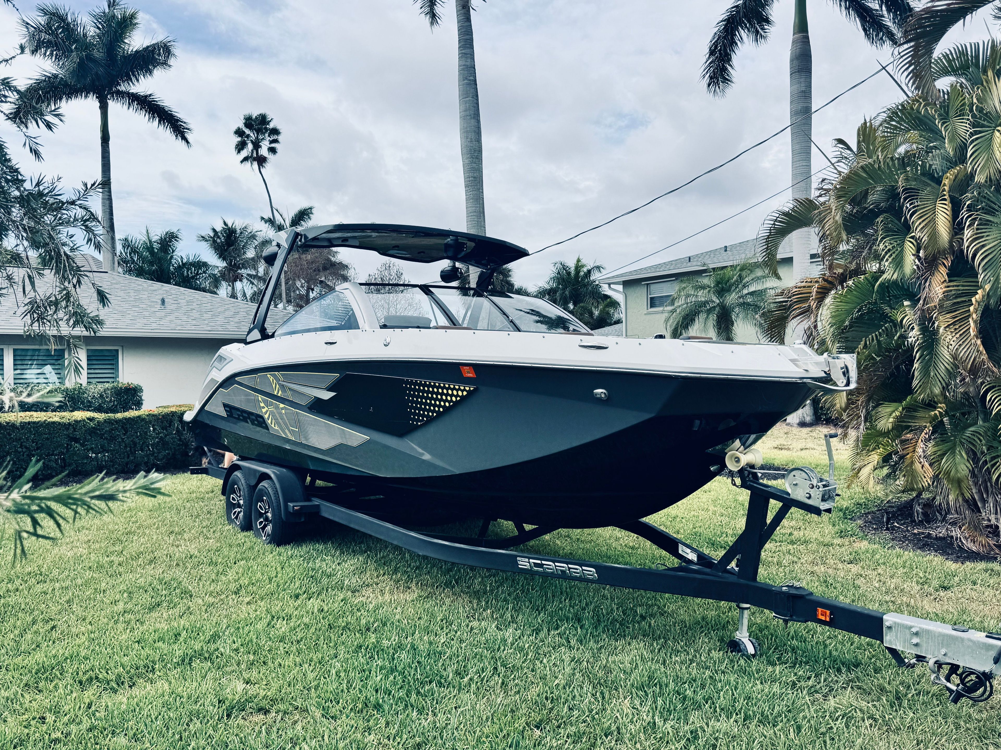2024 Scarab 285 ID factory Tour boat - 19