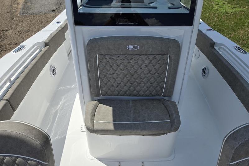 2027 Sea Hunt Ultra 275 SE boat interior with cushioned seating and sleek design.