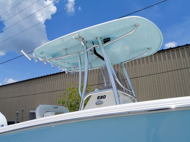 2027 Bulls Bay 230 Center Console - 62